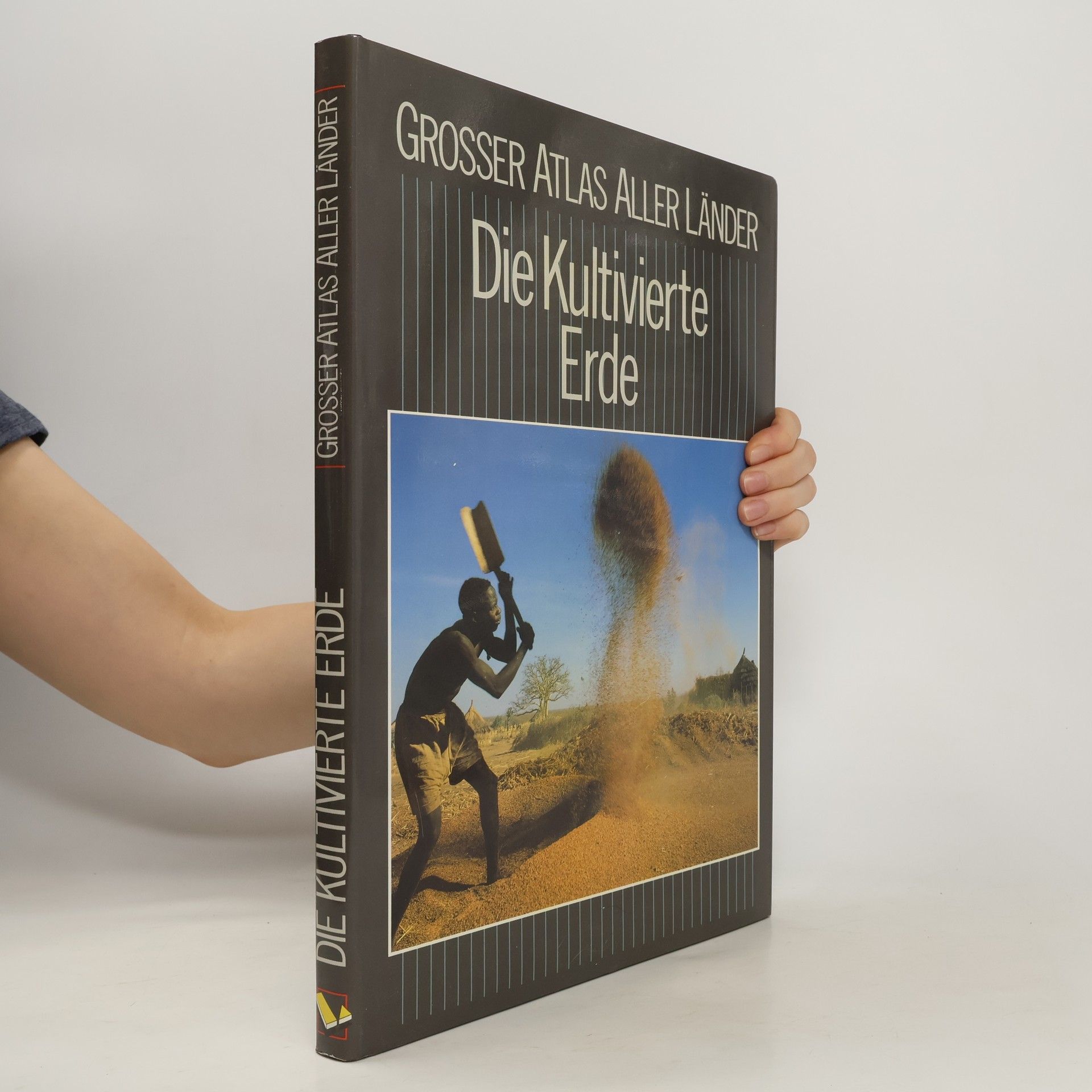 Kolektiv autorů Grosser Atlas Aller Länder