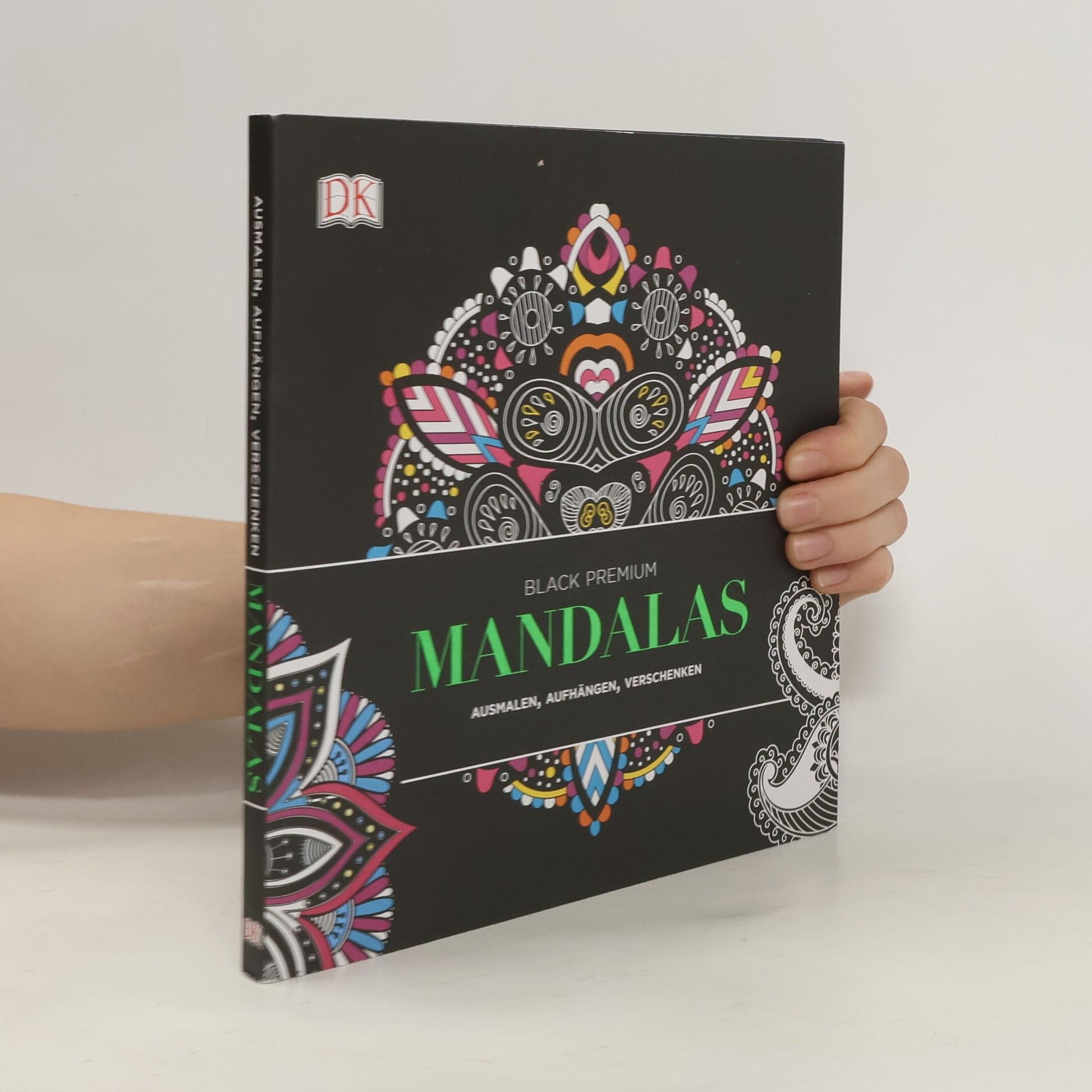 Collectif d'auteurs Black Premium. Mandalas