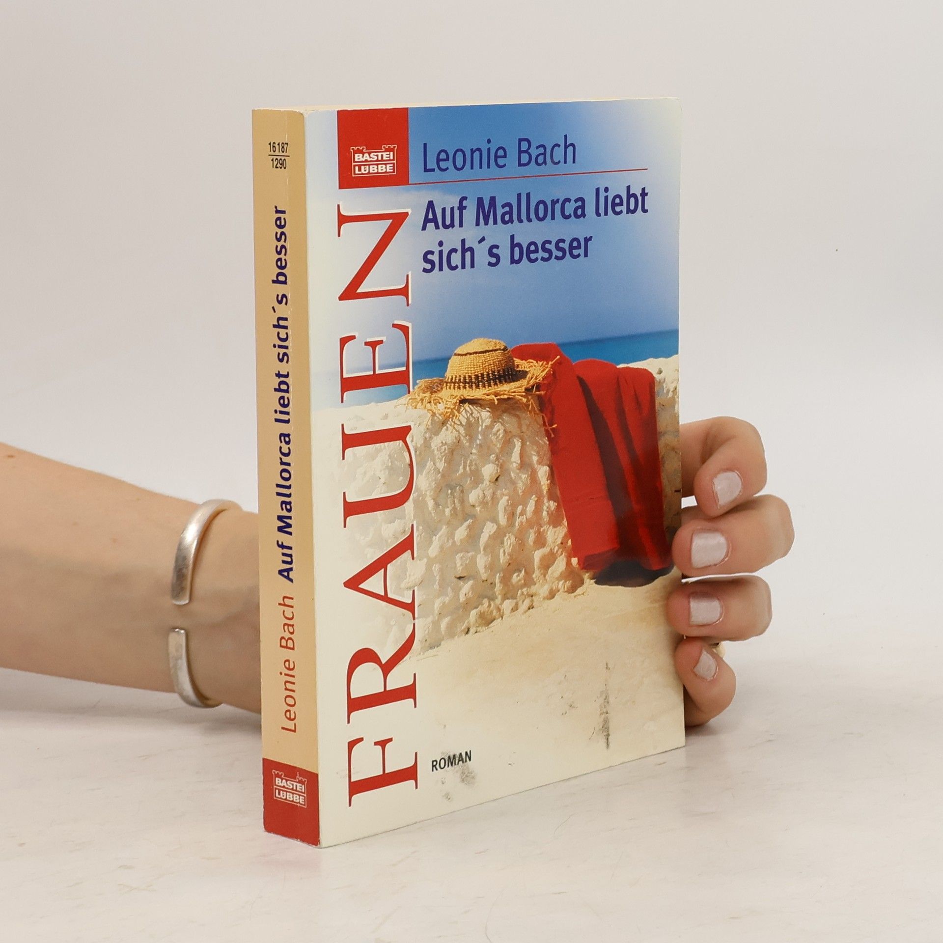 Leonie Bach Auf Mallorca liebt sich's besser