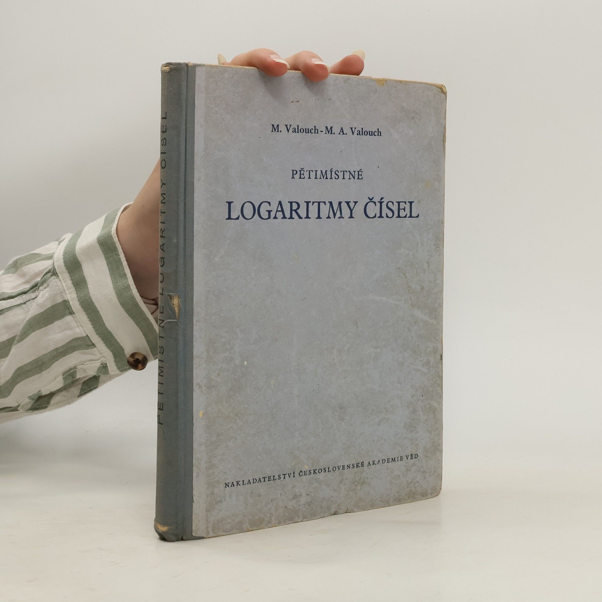 M. A. Valouch Pětimístné logaritmy čísel