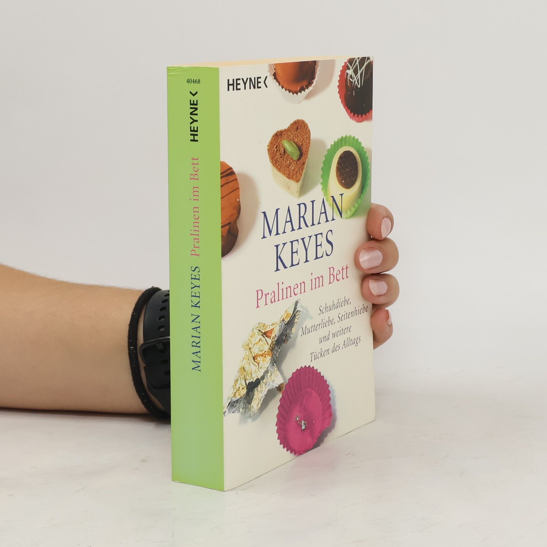 Marian Keyes Pralinen im Bett