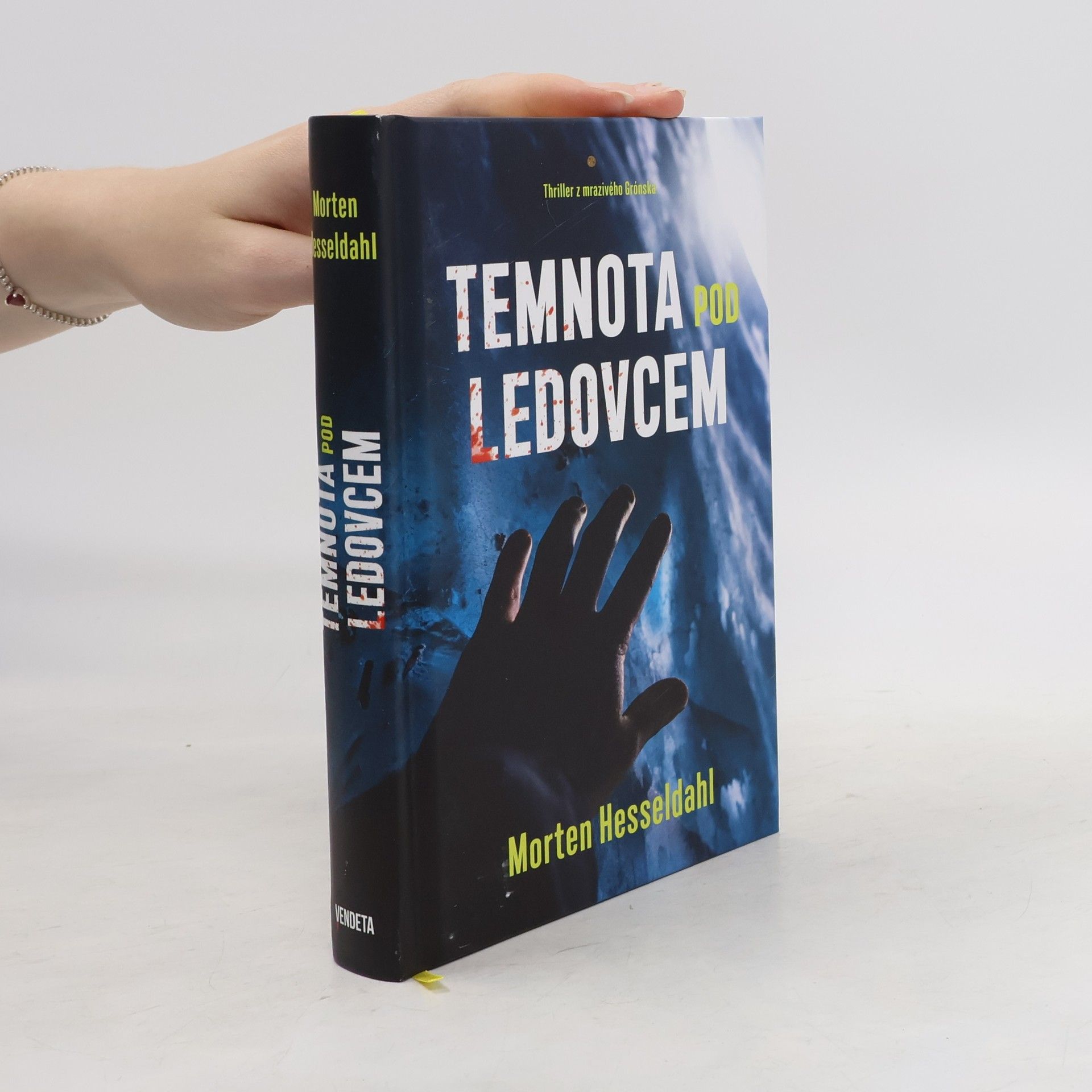 Morten Hesseldahl Temnota pod ledovcem