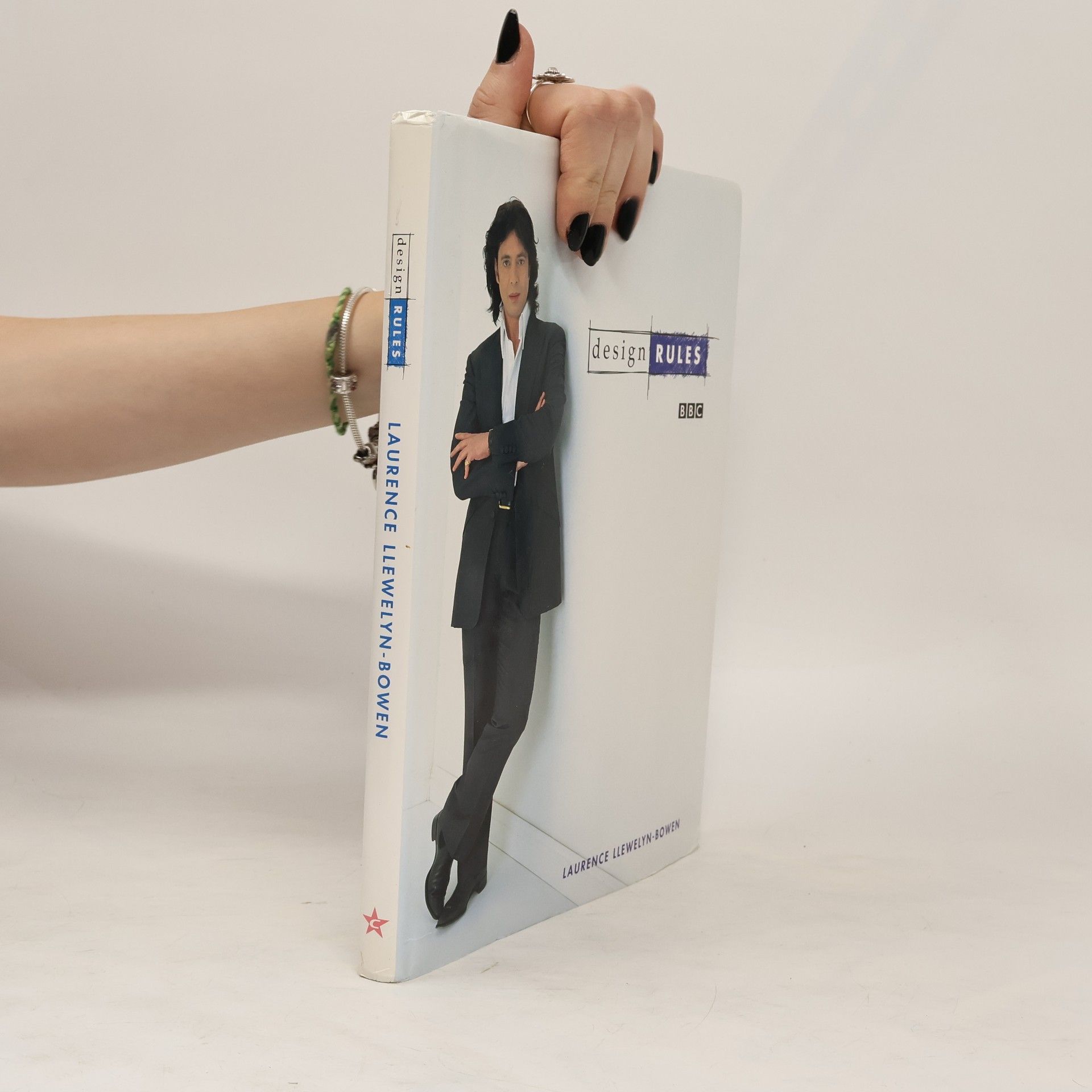Llewelyn-Bowen Laurence Design Rules