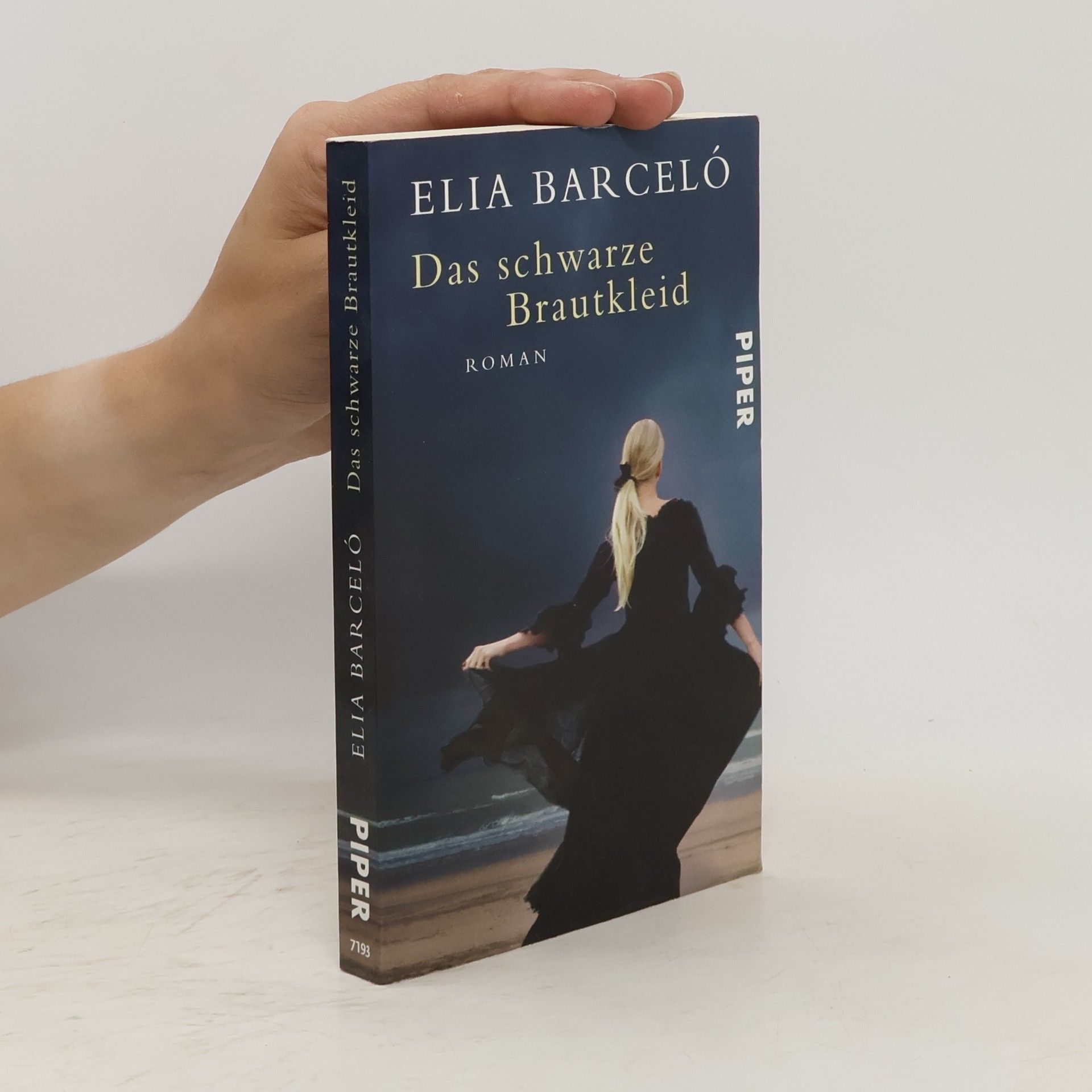 Elia Barceló Das schwarze Brautkleid