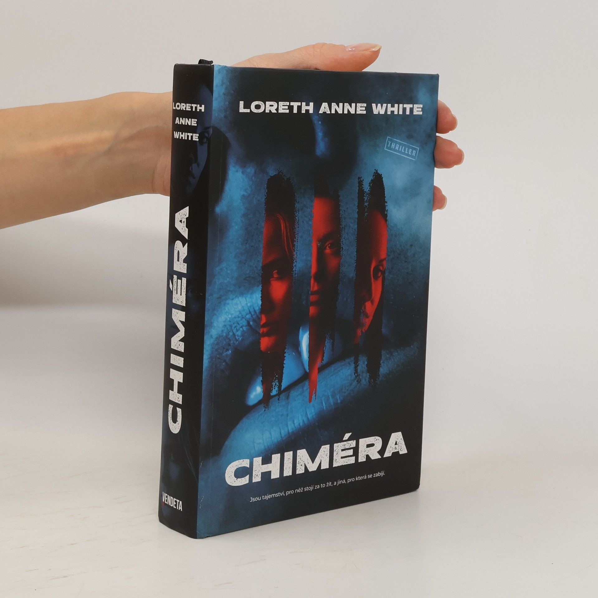 Loreth Anne White Chiméra