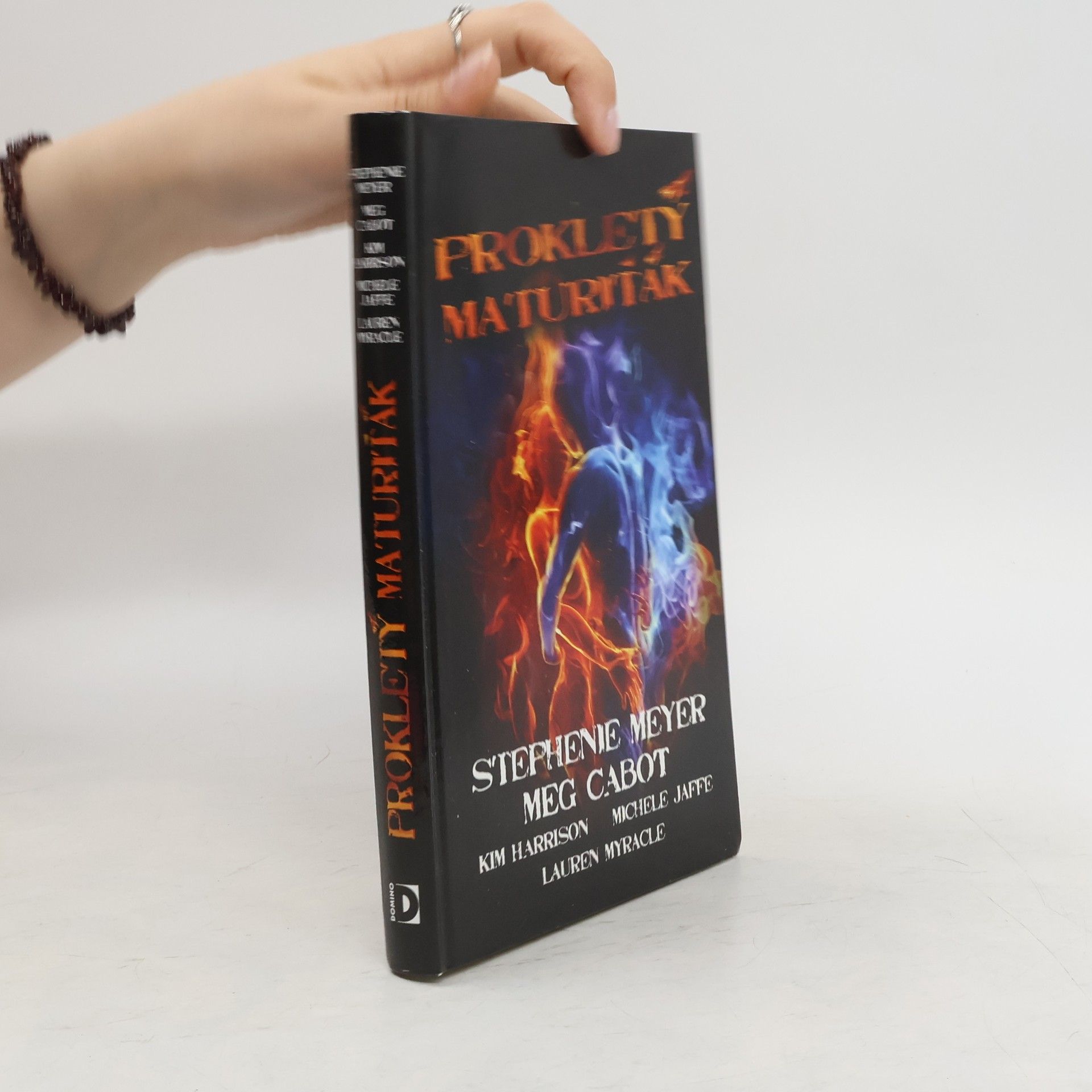 Stephenie Meyer Prokletý maturiťák