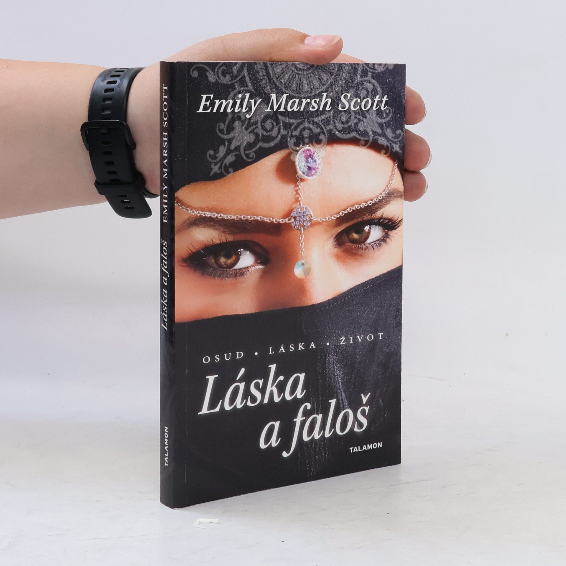 Emily Marsh Scott Láska a faloš