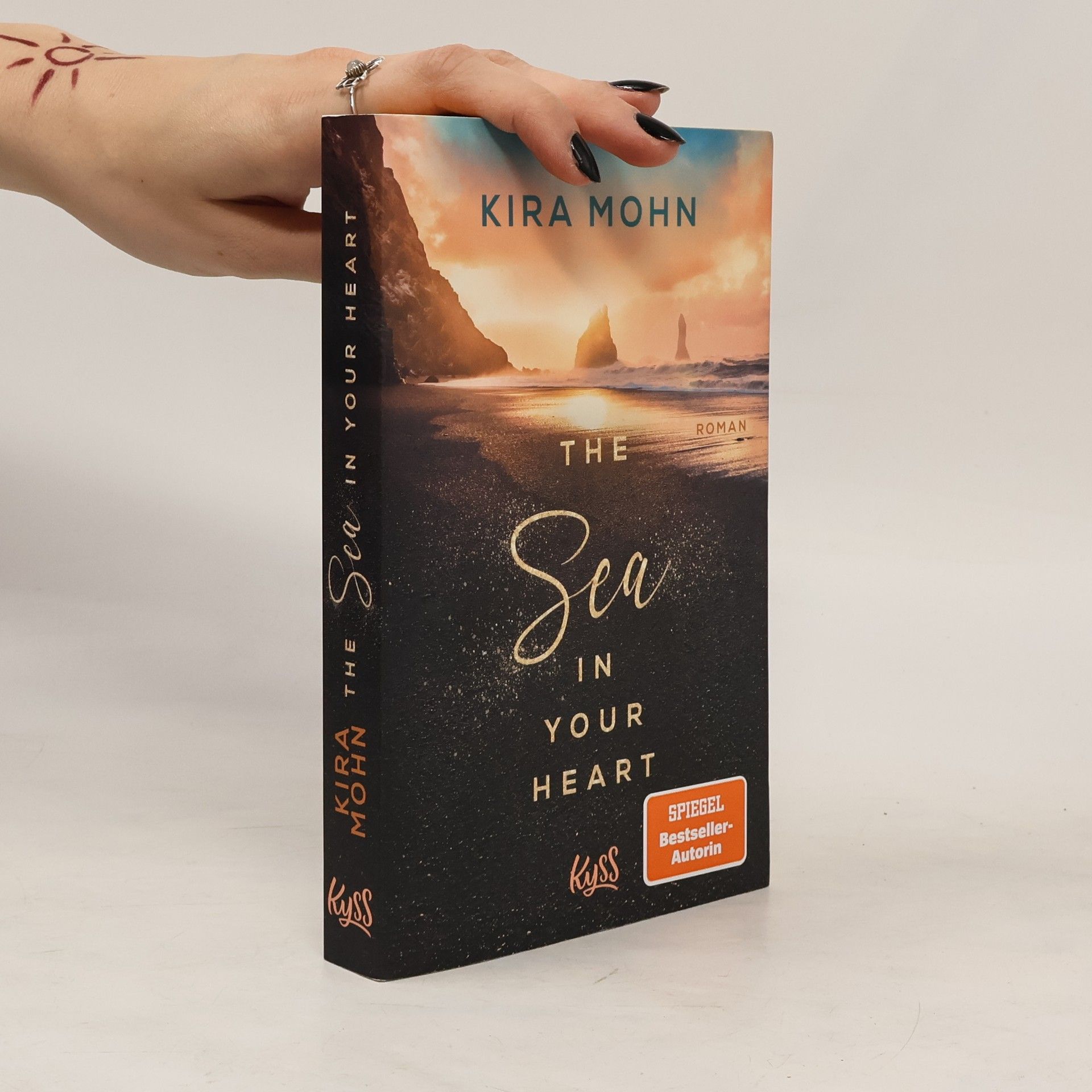 Kira Mohn The Sea in your Heart