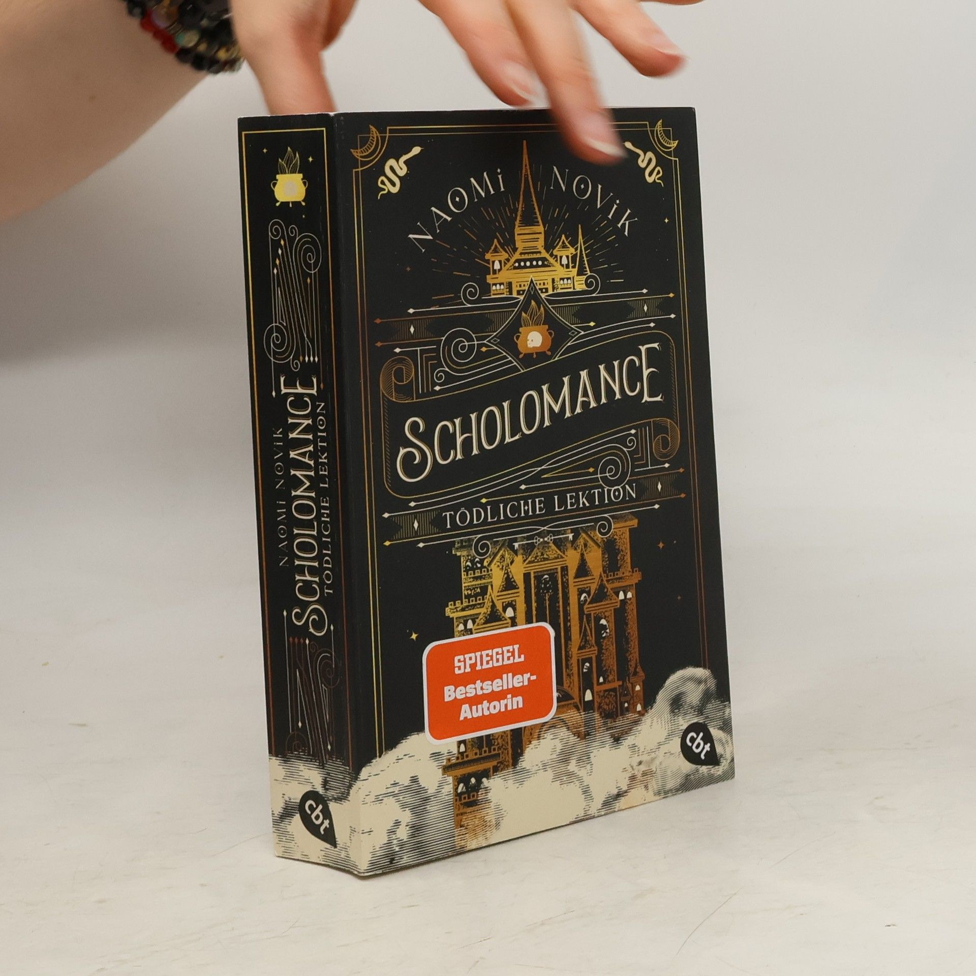 Naomi Novik Scholomance – Tödliche Lektion