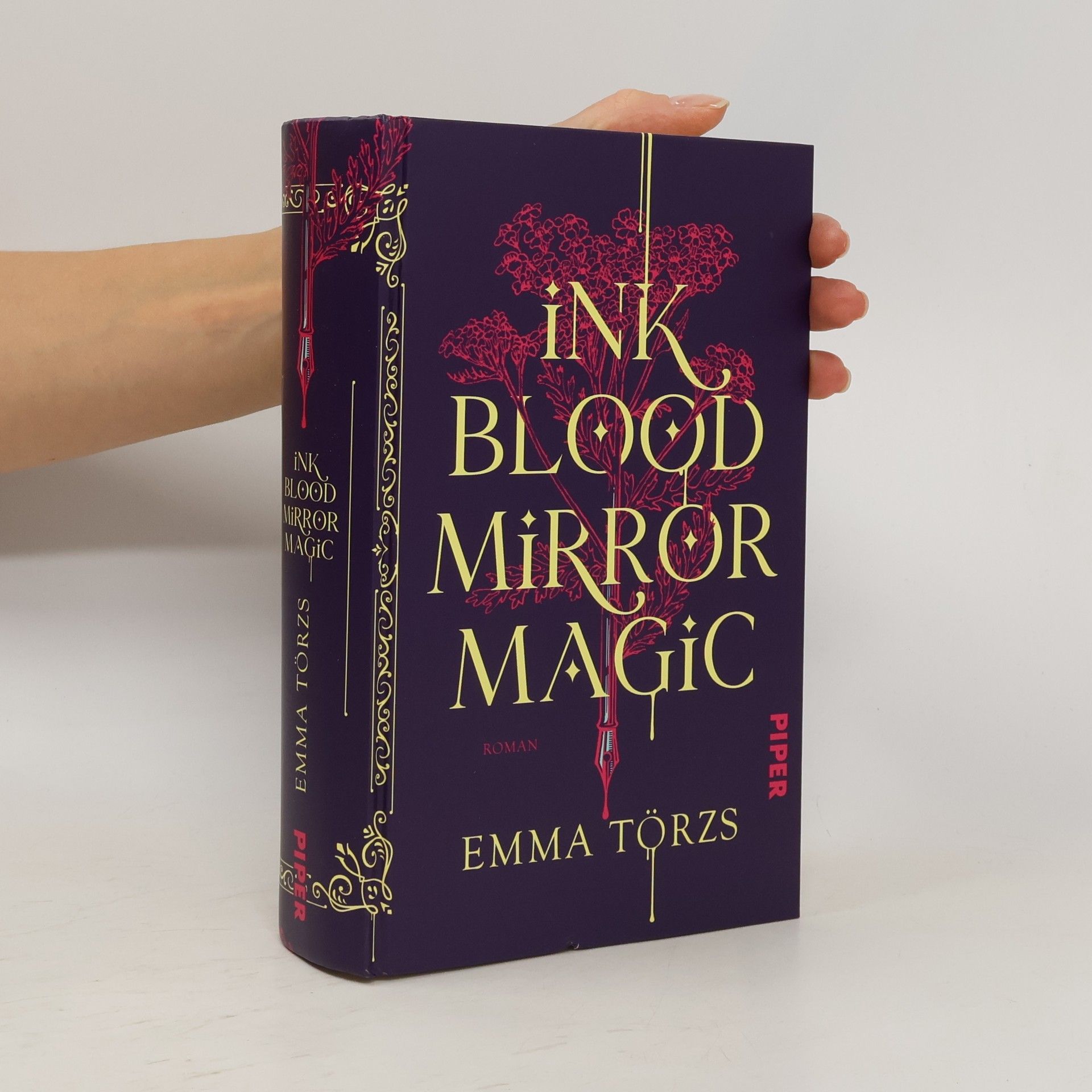 Emma Törzs Ink Blood Mirror Magic