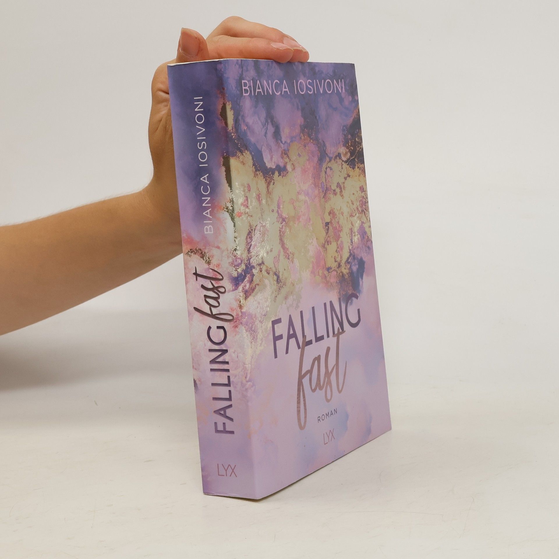 Bianca Iosivoni Falling fast