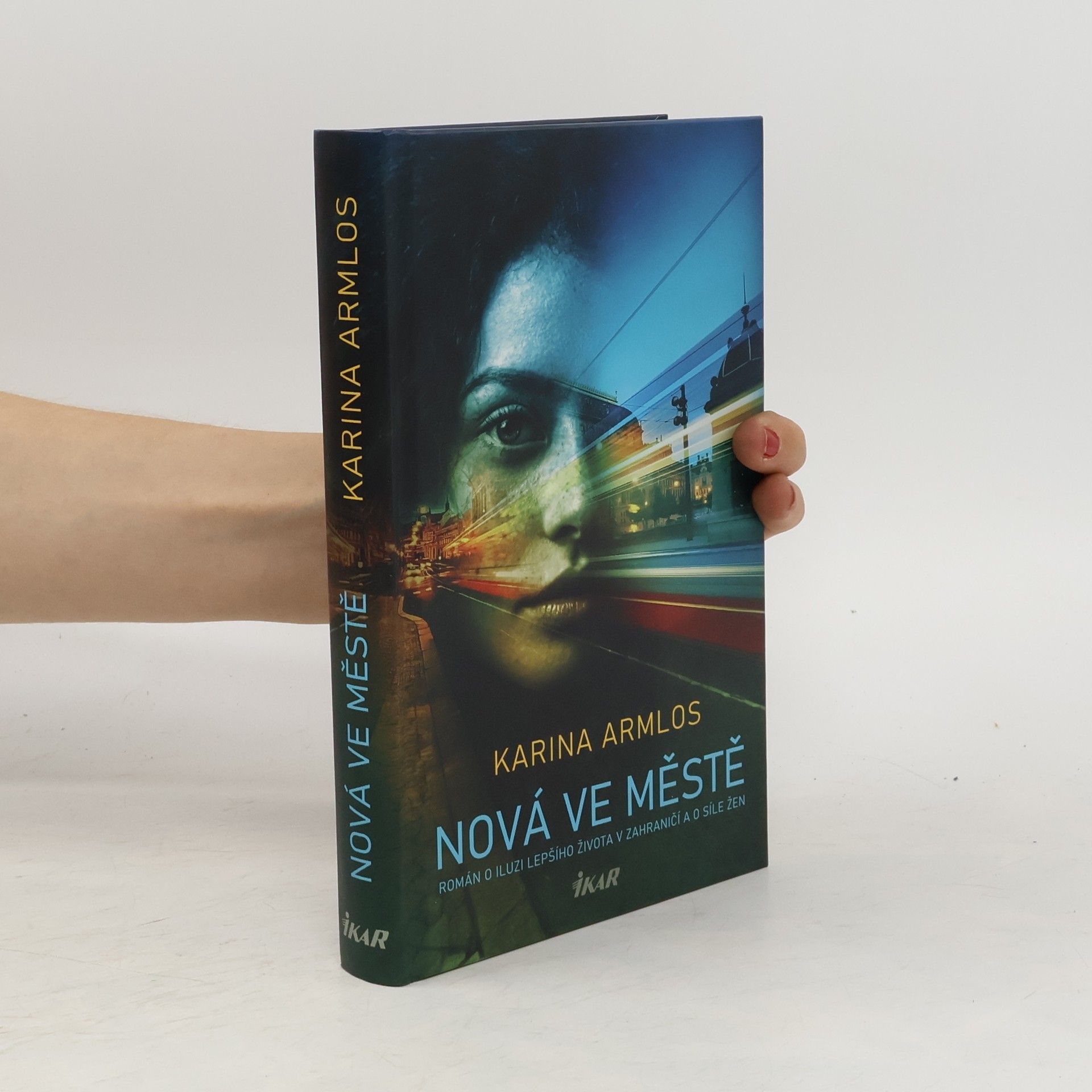Karina Armlos Nová ve městě