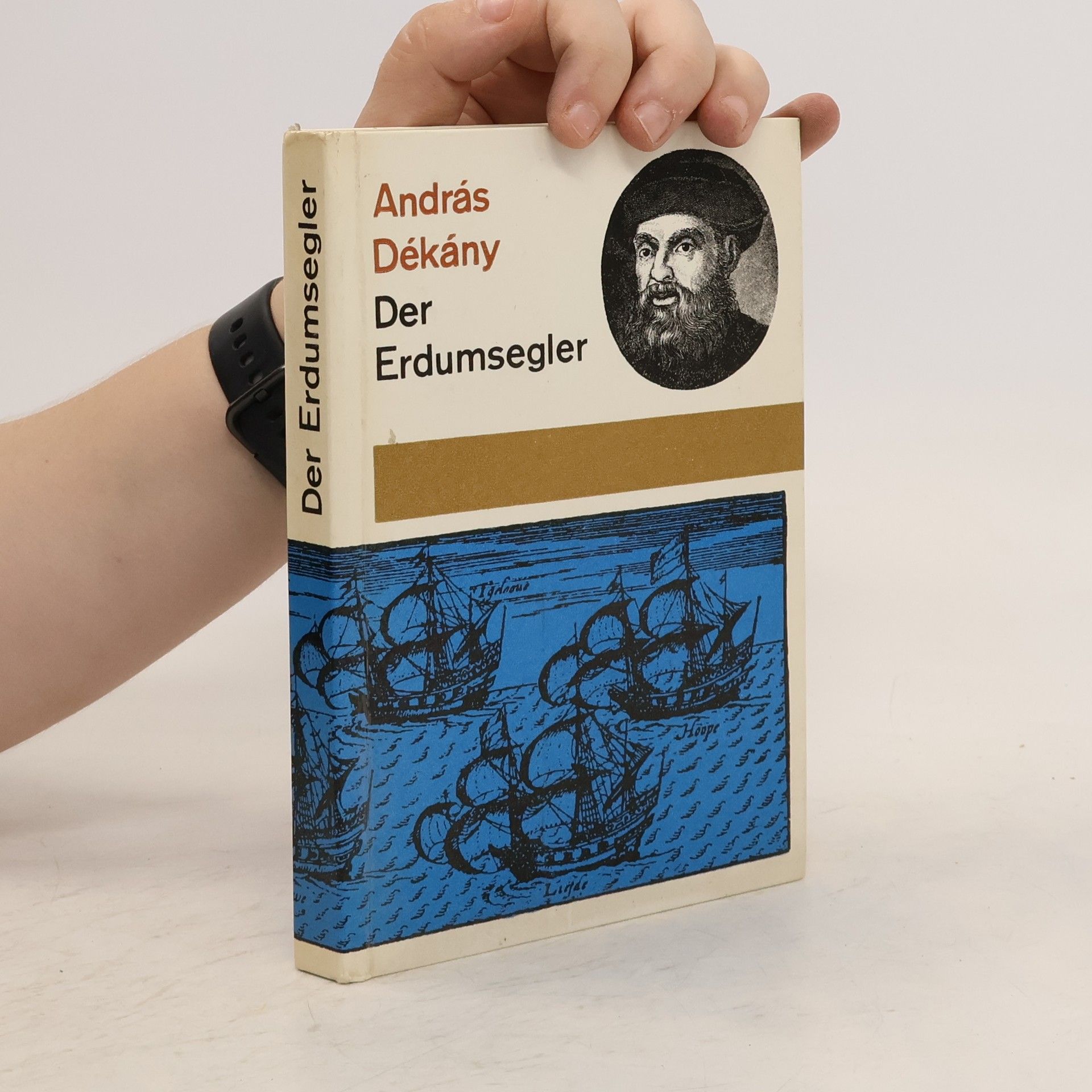 András Dékány Der Erdumsegler