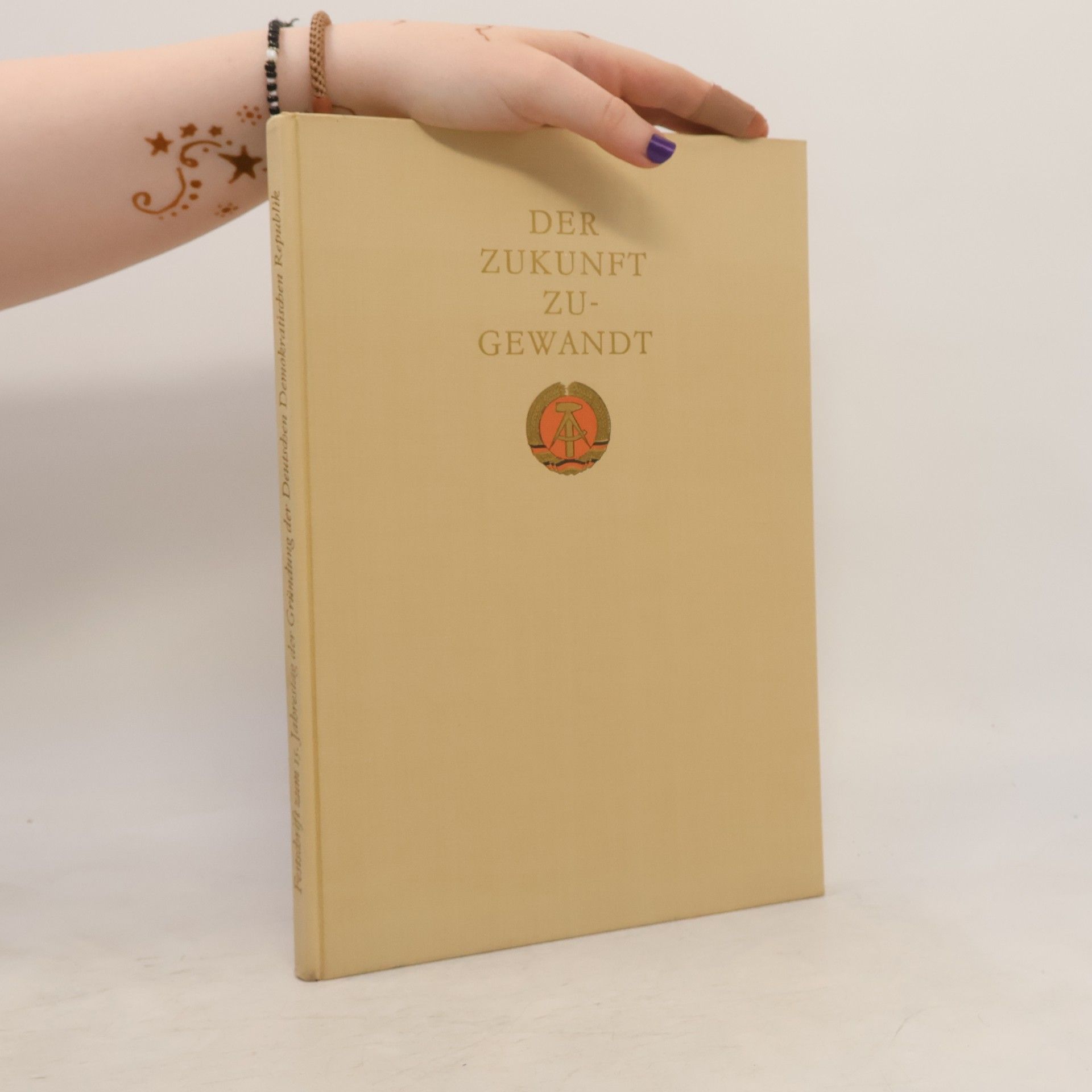 Collectif d'auteurs Der Zukunft zugewandt