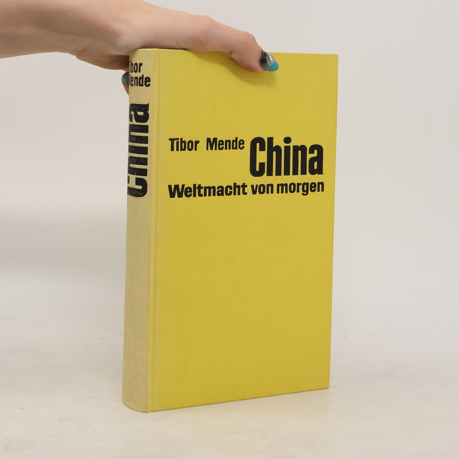 Tibor Mende China