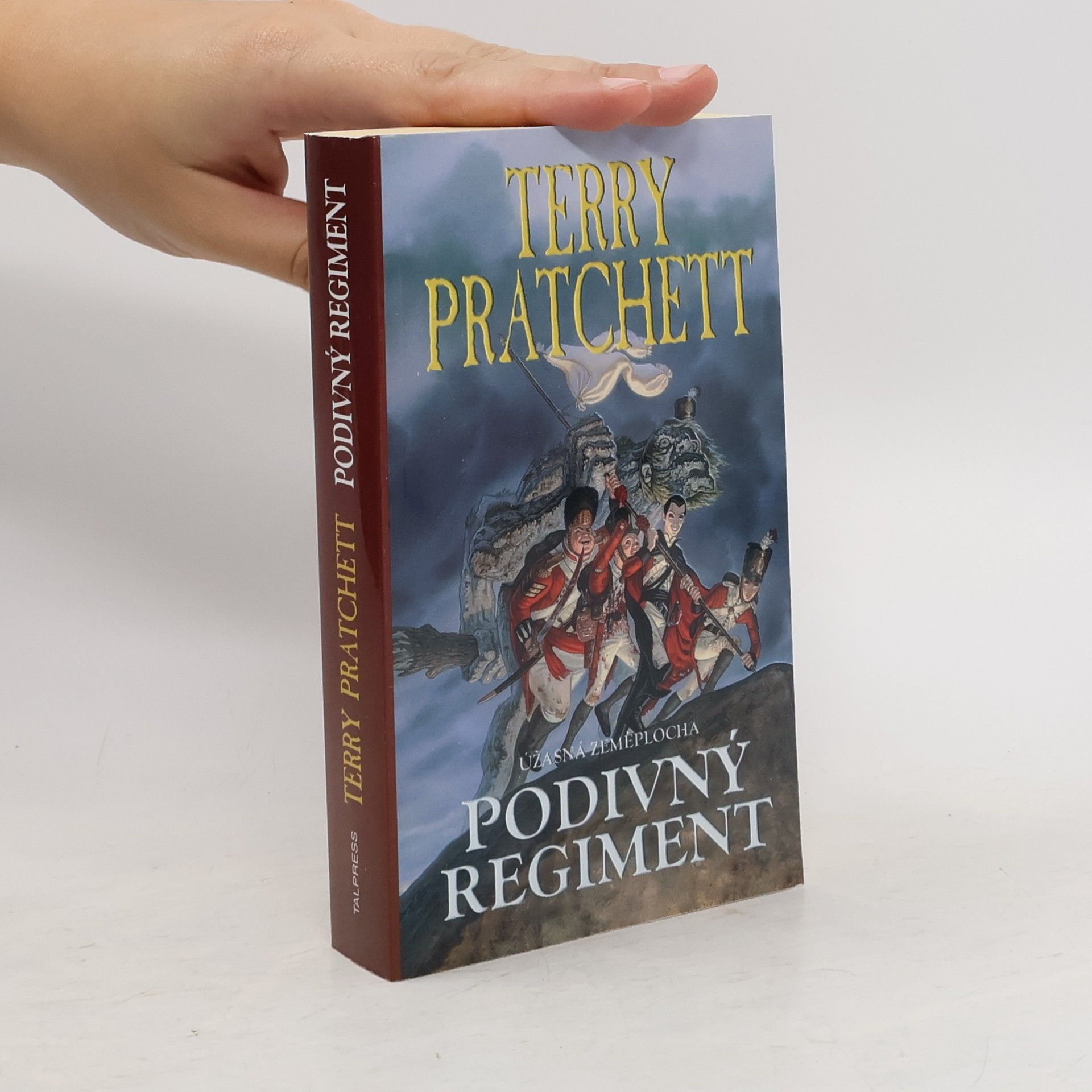 Terry Pratchett Podivný regiment