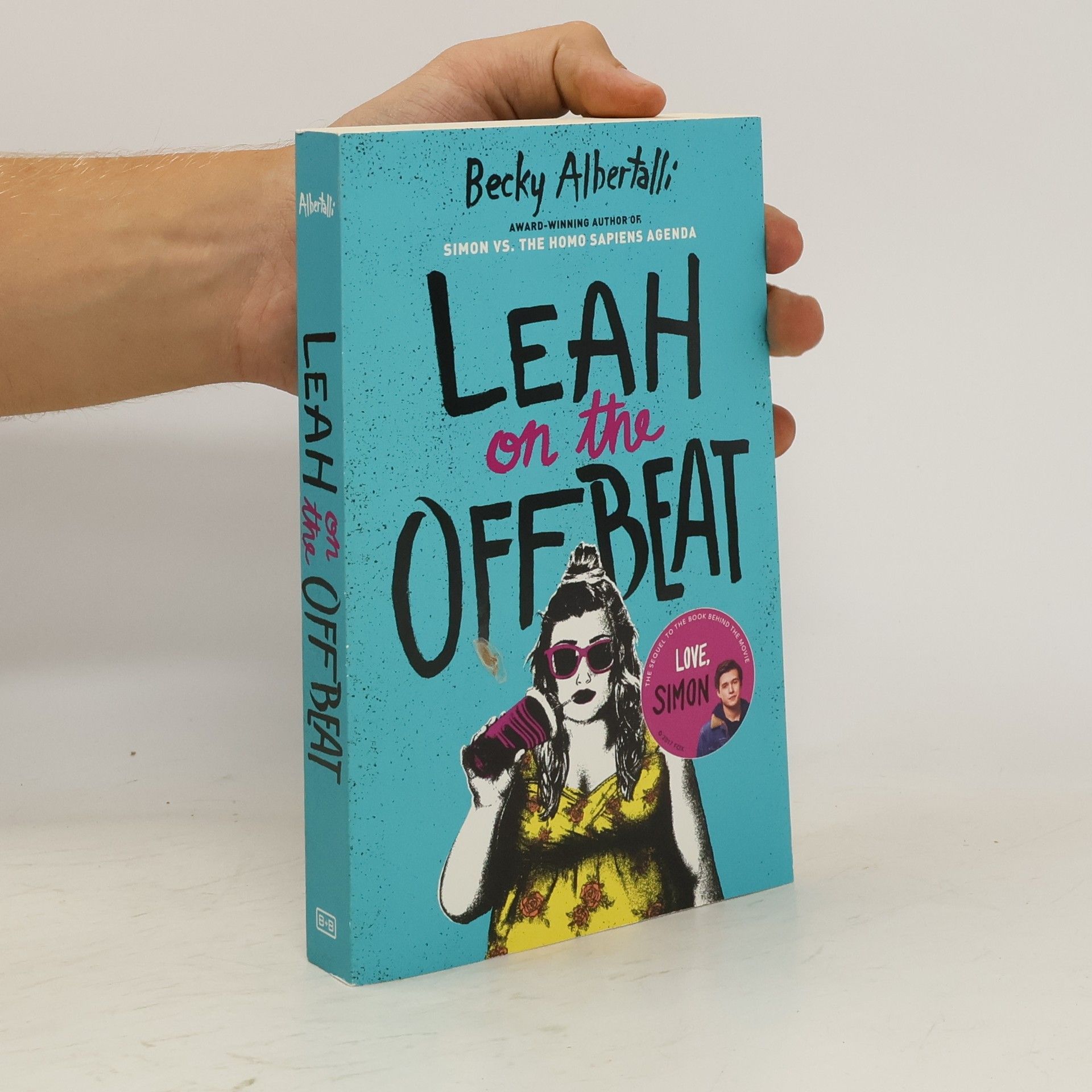 Becky Albertalli Leah on the Offbeat