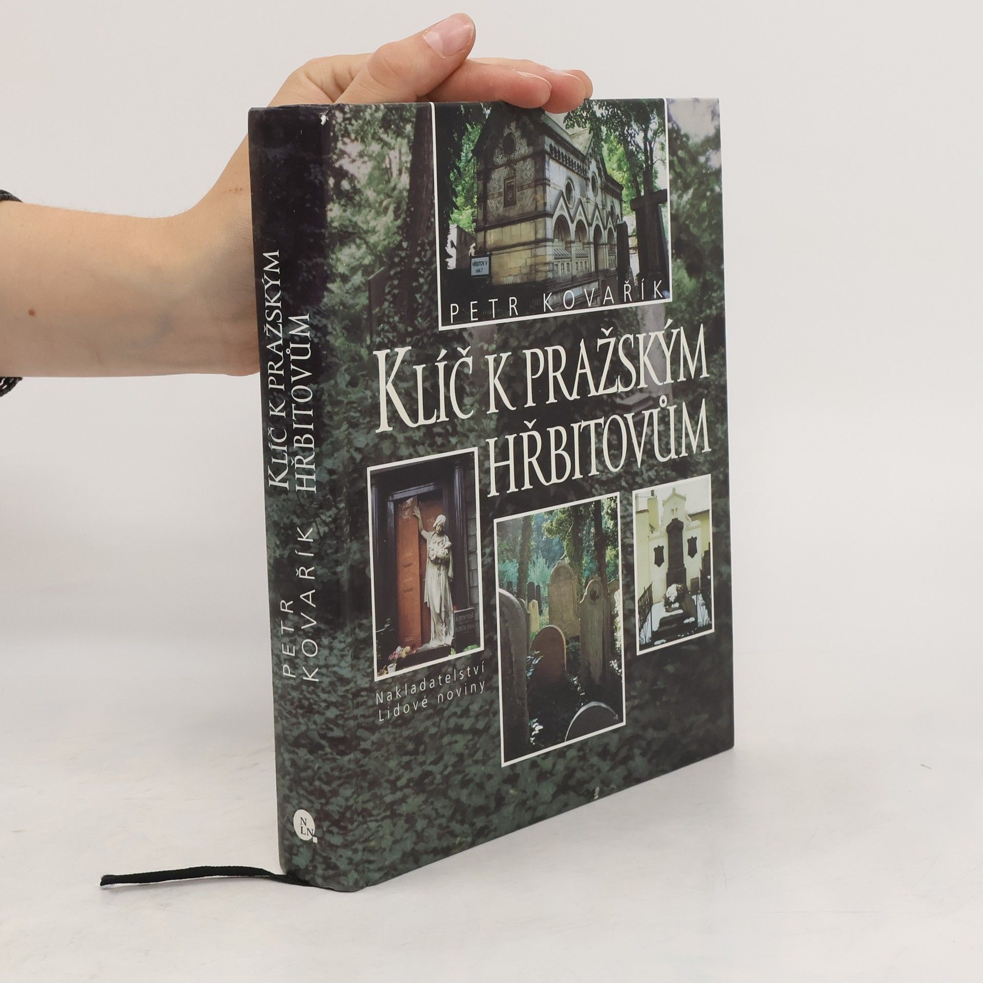 Petr Kovařík Klíč k pražským hřbitovům