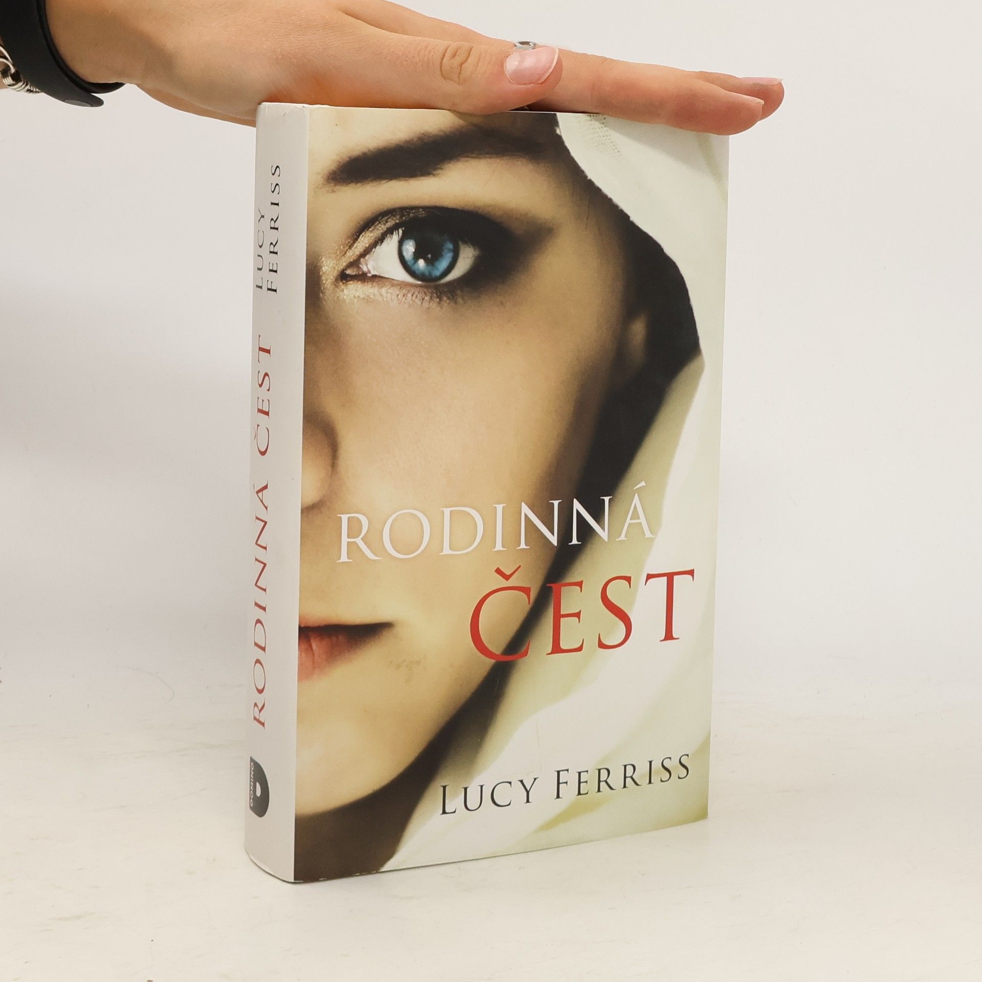 Lucy Ferriss Rodinná čest