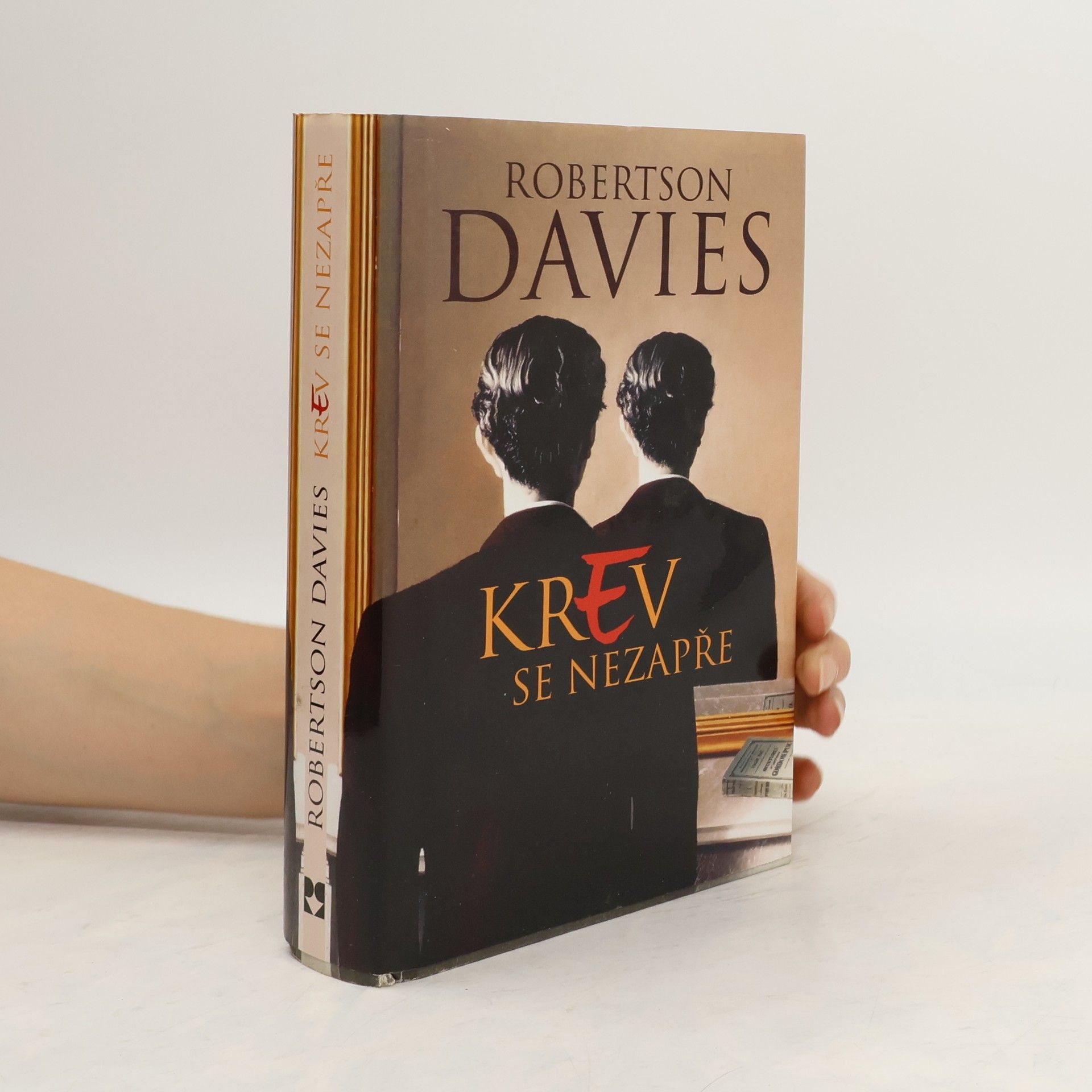 Robertson Davies Krev se nezapře