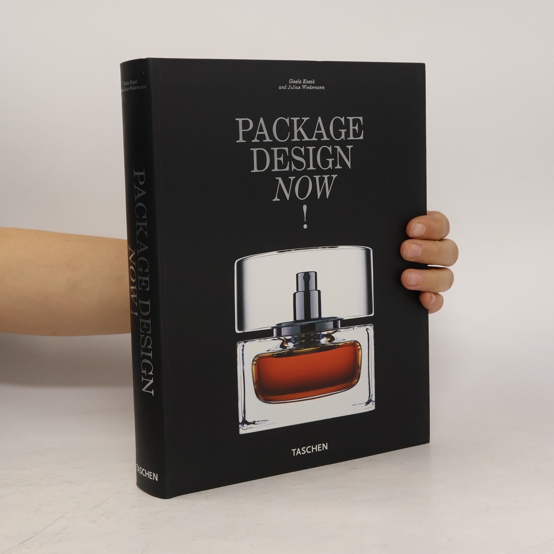 Gisela Ruth Kozak Package design now!