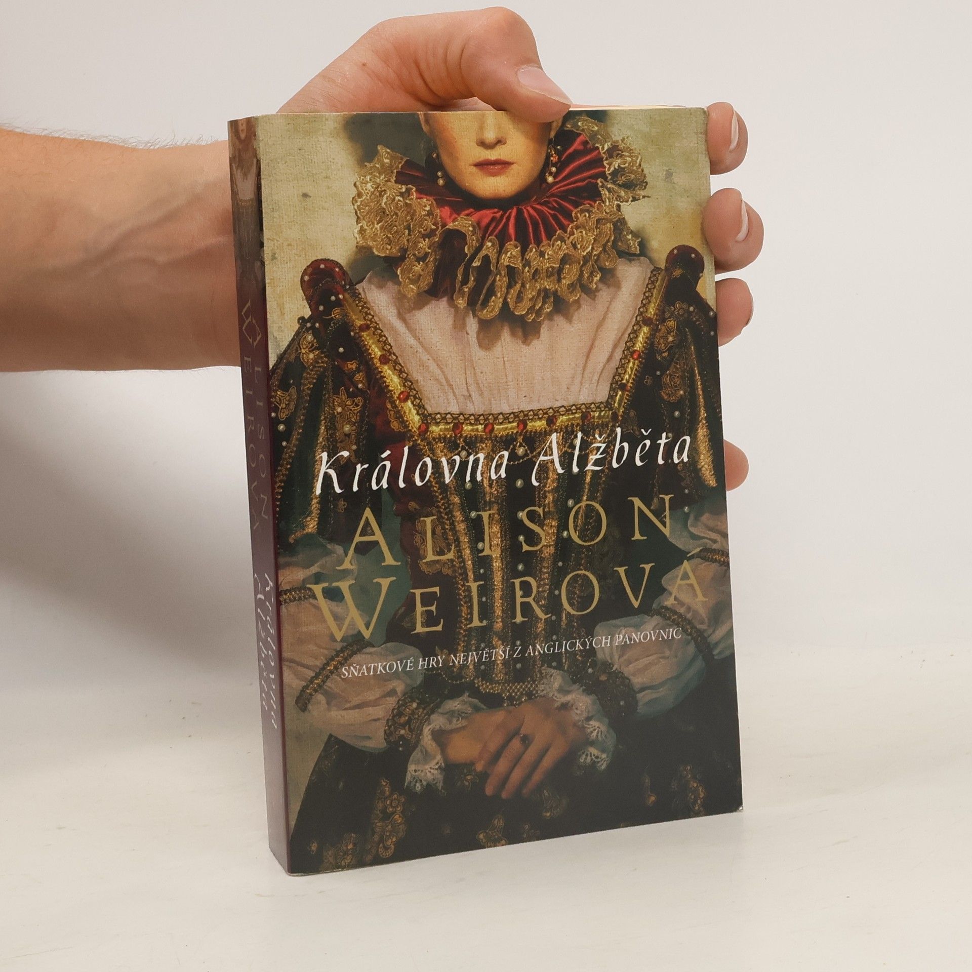 Královna Alžběta. Sňatkové hry největší z anglických panovnic