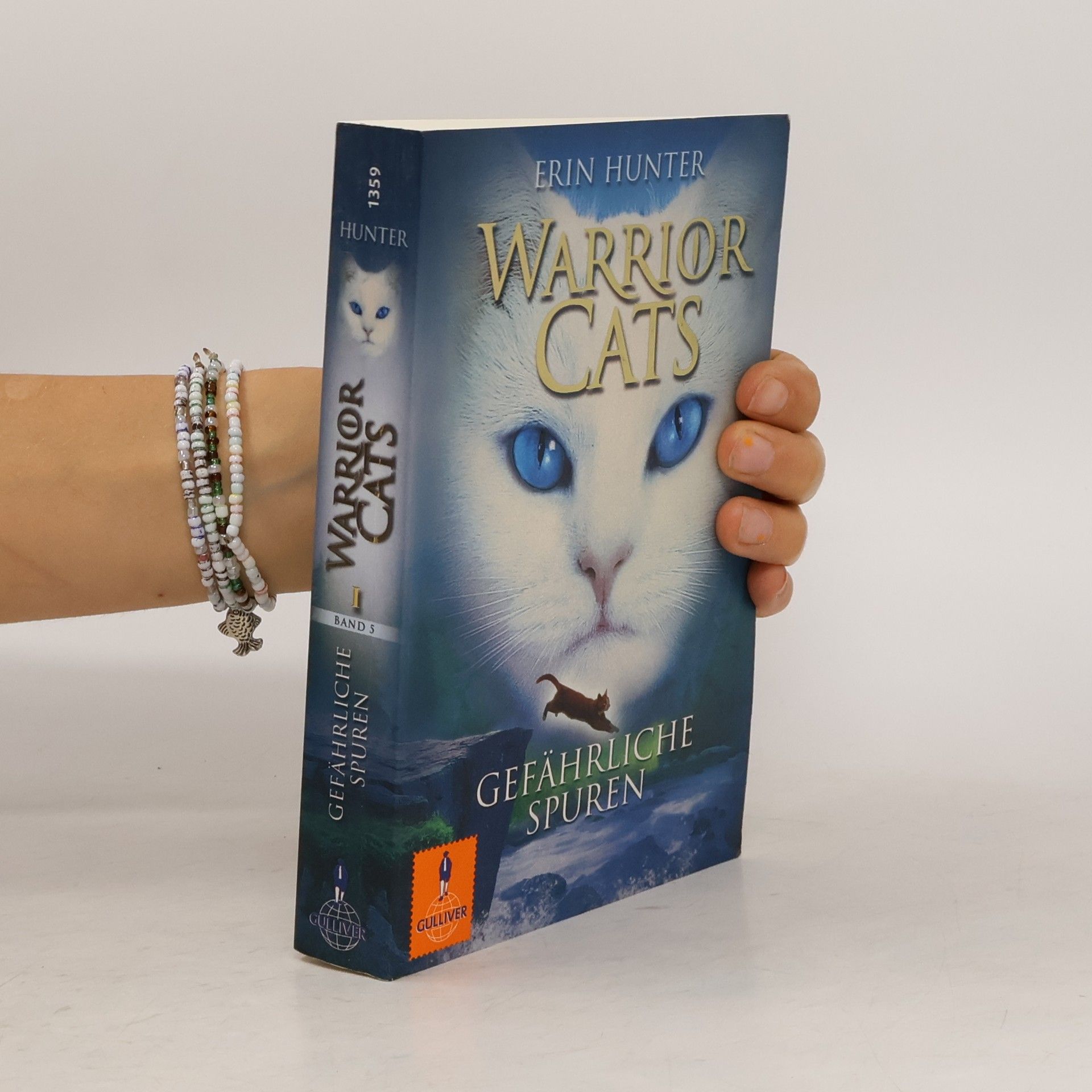 Erin Hunter Warrior Cats. Gefährliche Spuren