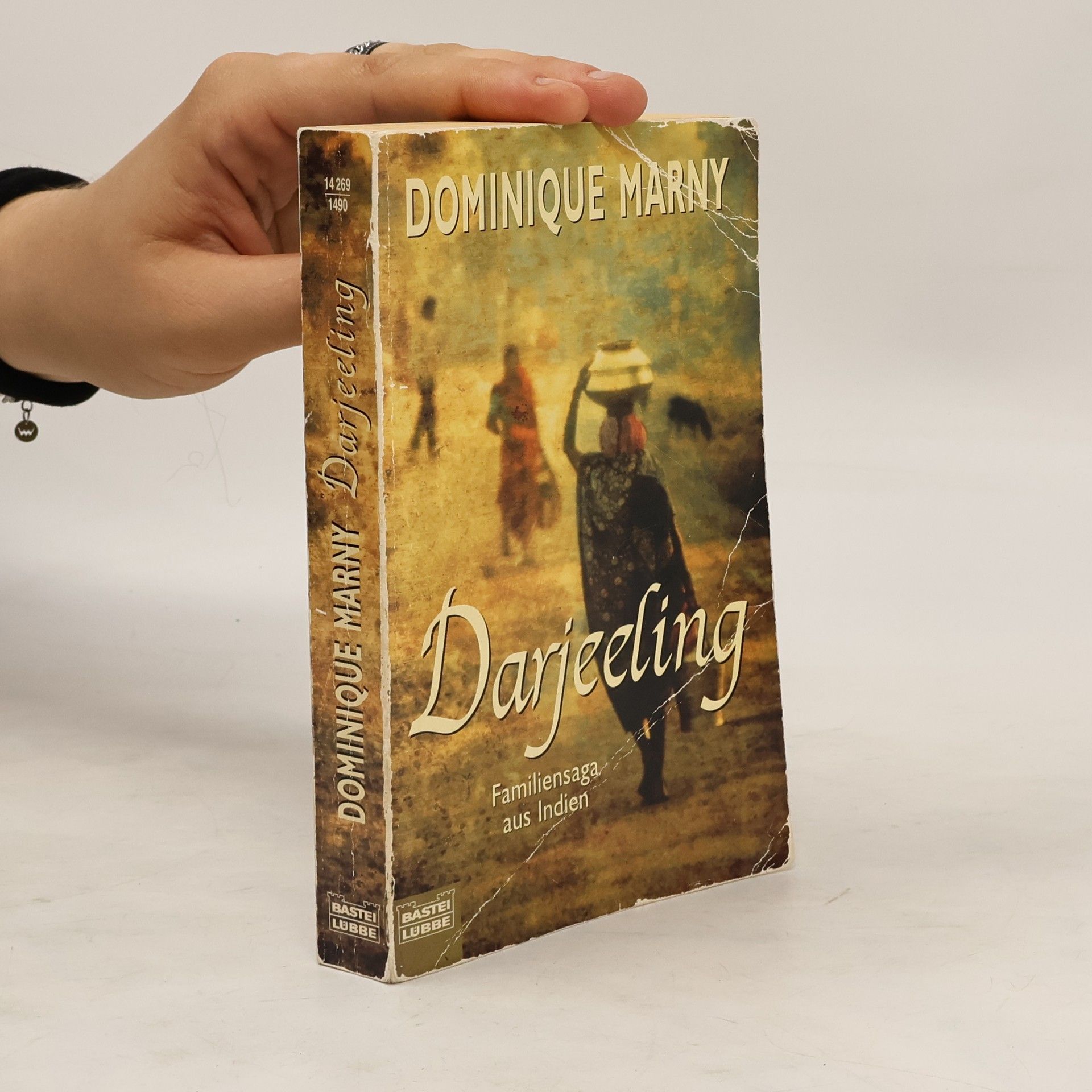 Dominique Marny Darjeeling