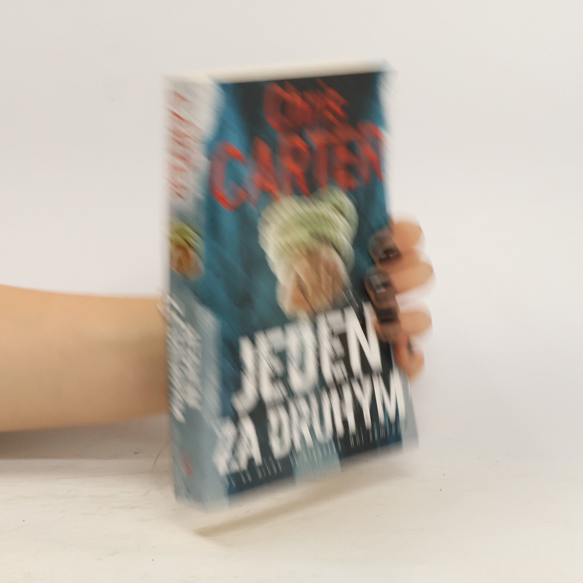 Chris Carter Jeden za druhým