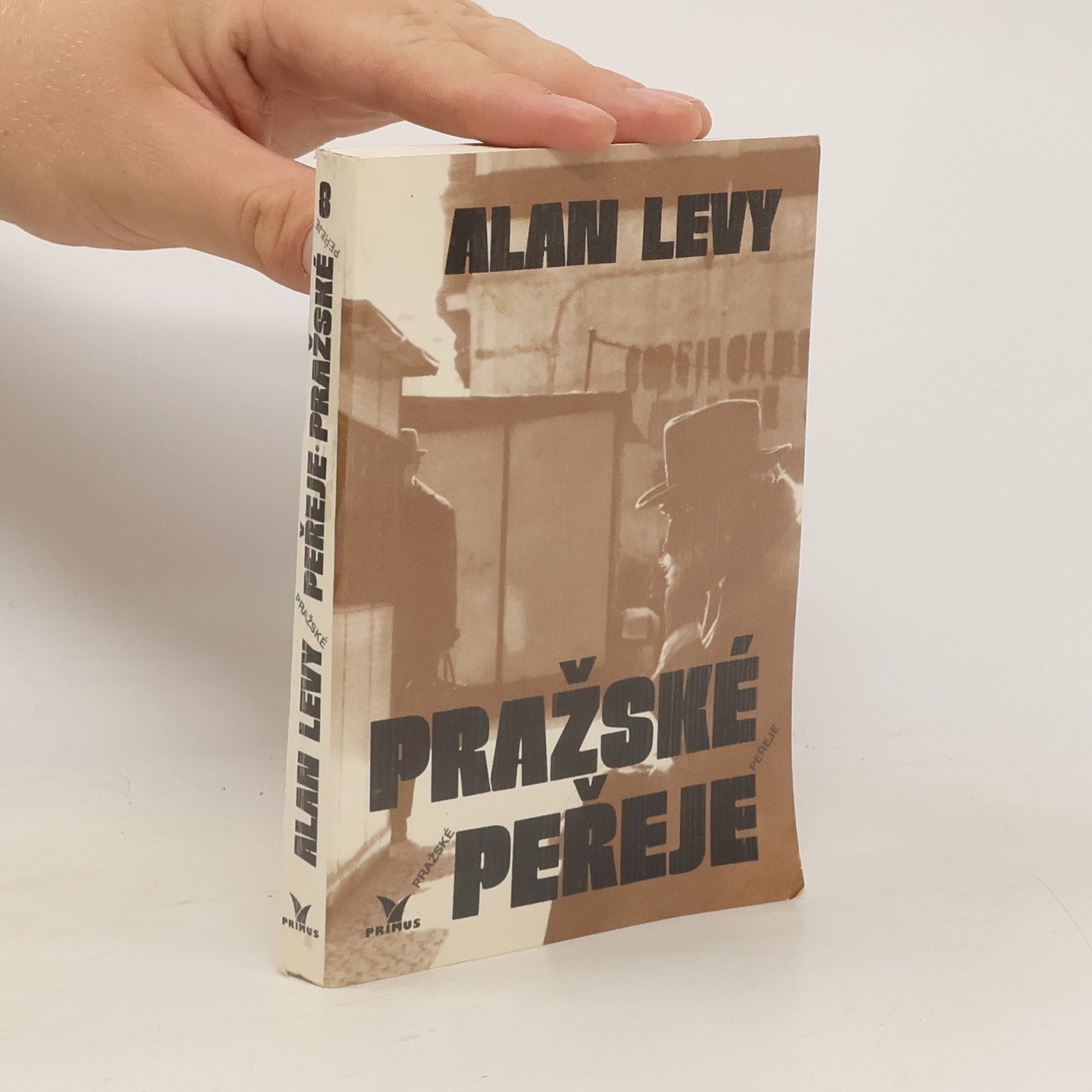 Alan Levy Pražské peřeje