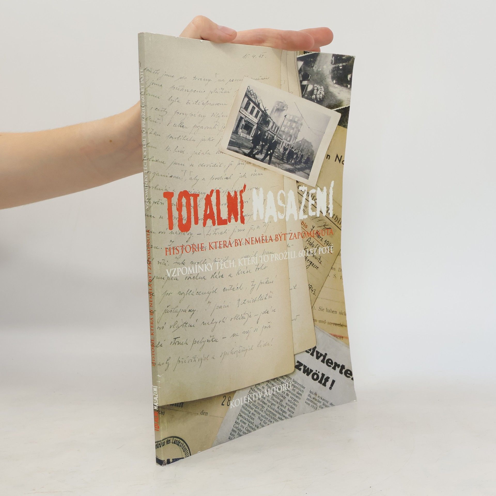 Collectif d'auteurs Totální nasazení