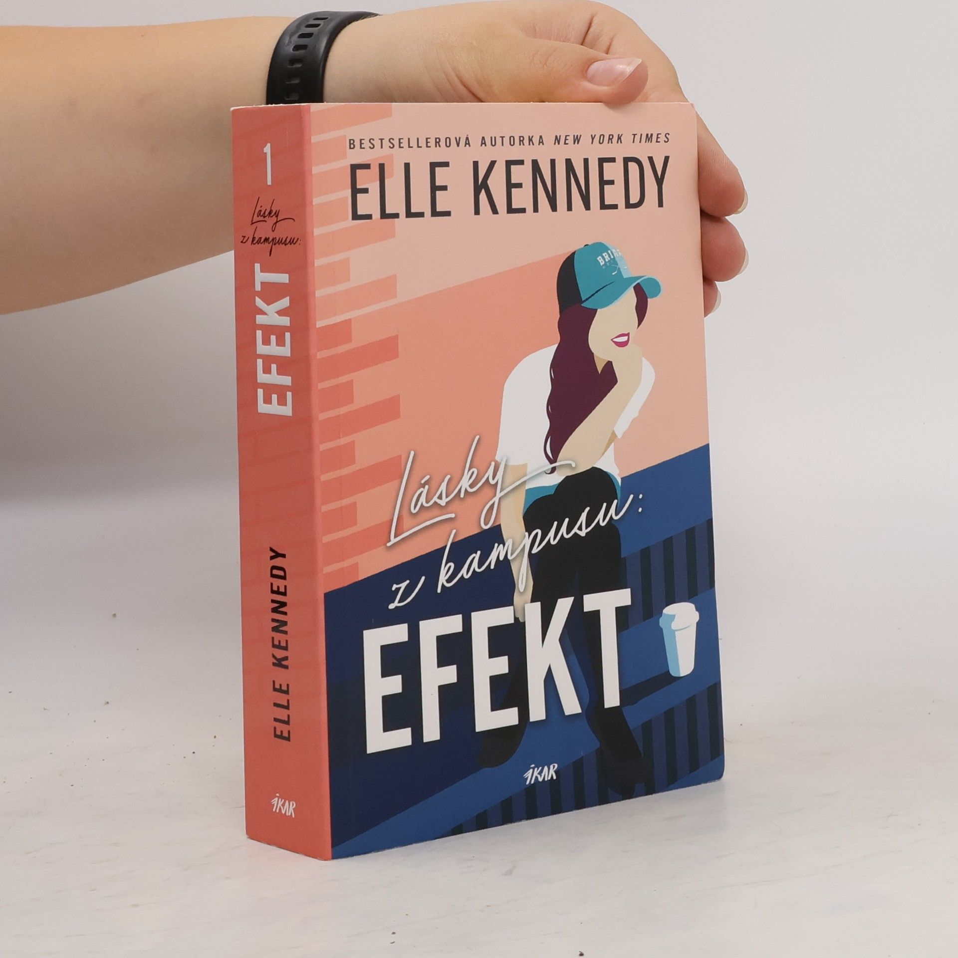 Elle Kennedy Lásky z kampusu. Efekt