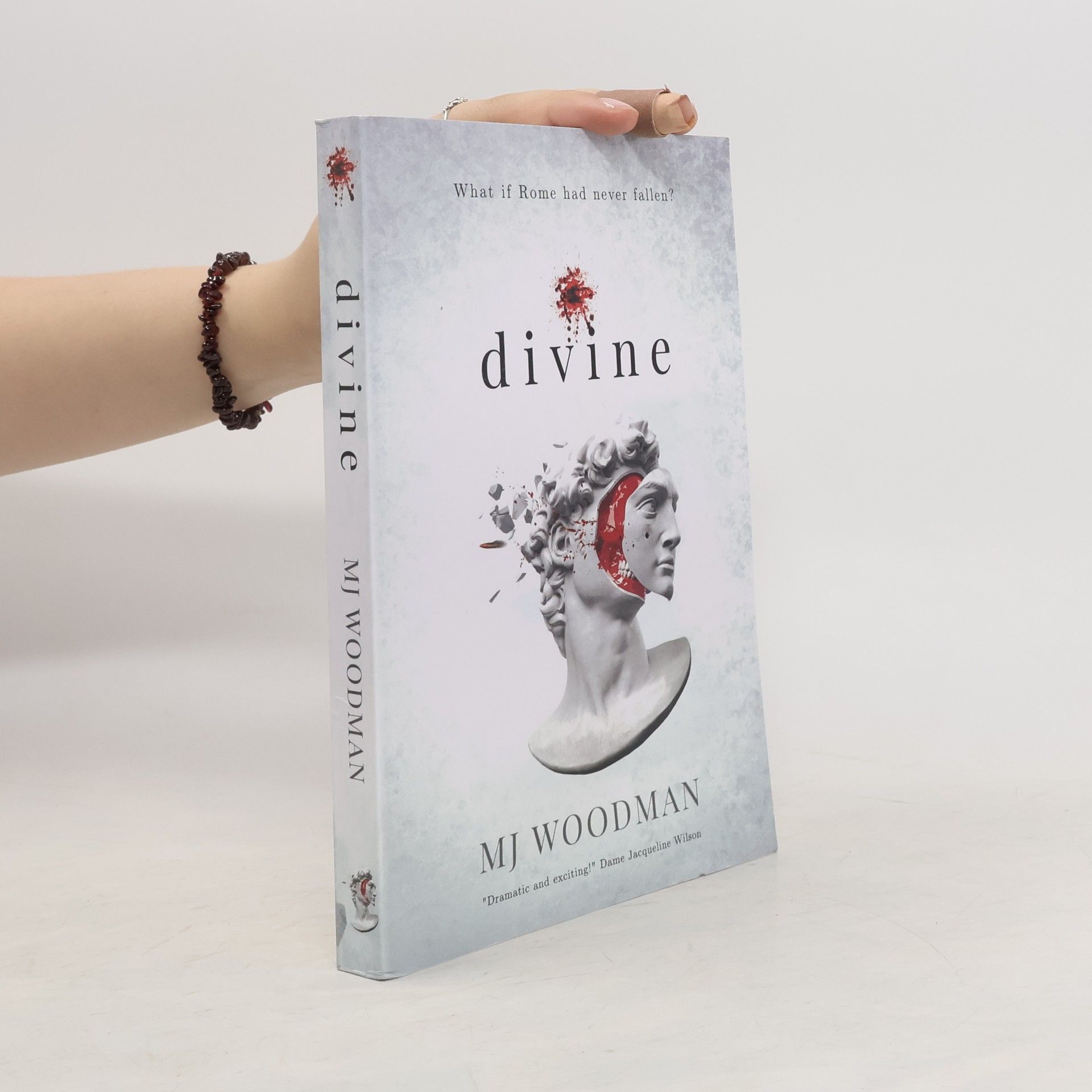 MJ Woodman Divine
