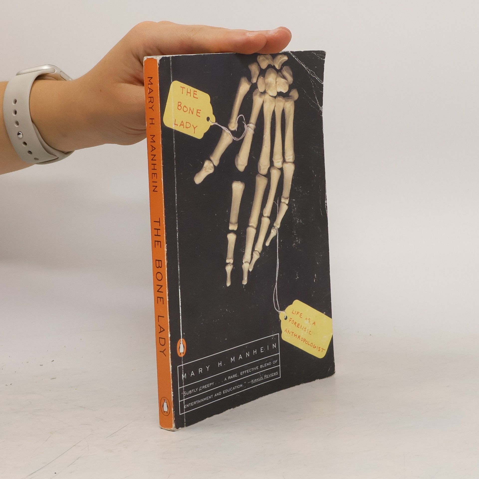Mary H. Manhein The Bone Lady