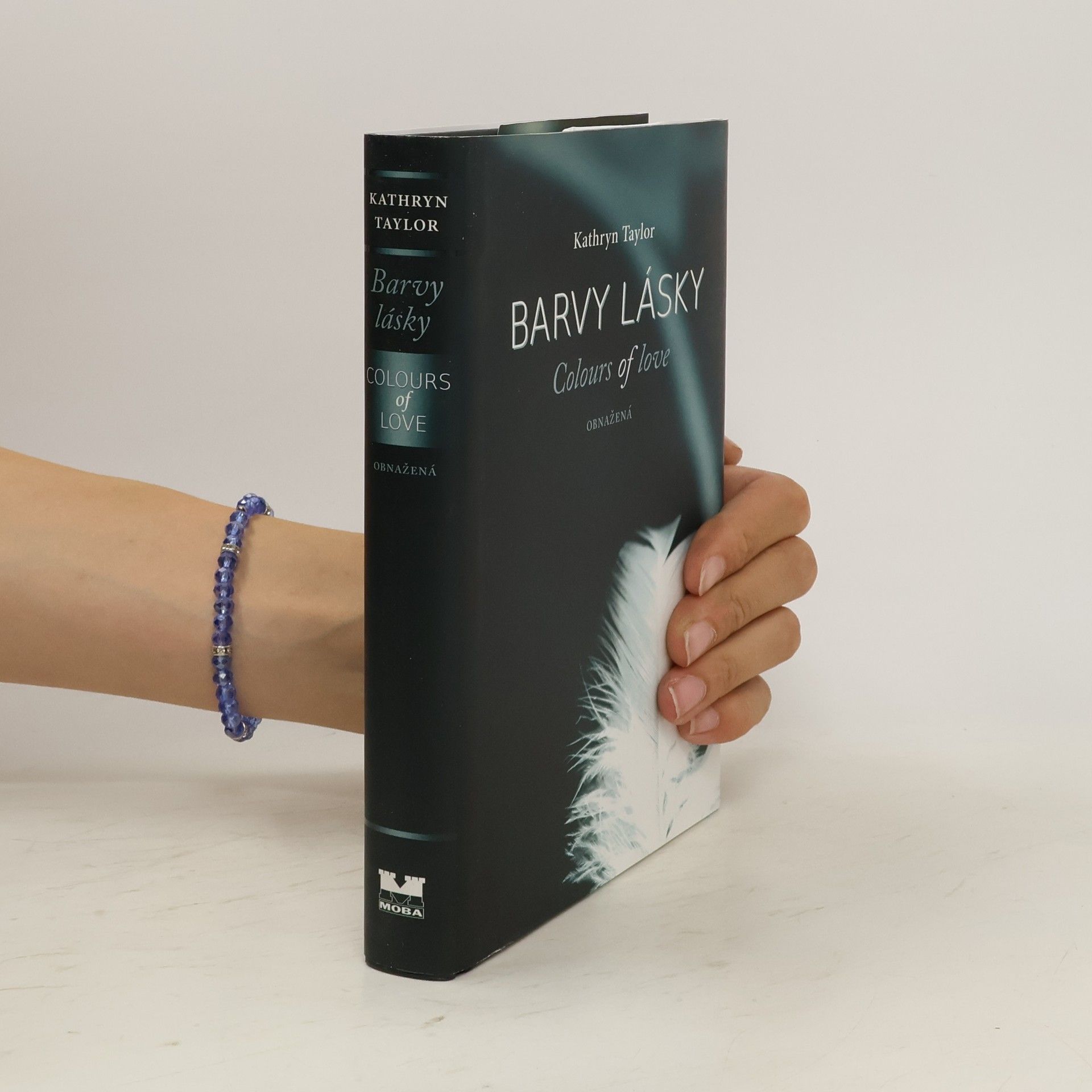 Kathryn Taylor Barvy lásky = Colours of love. Obnažená