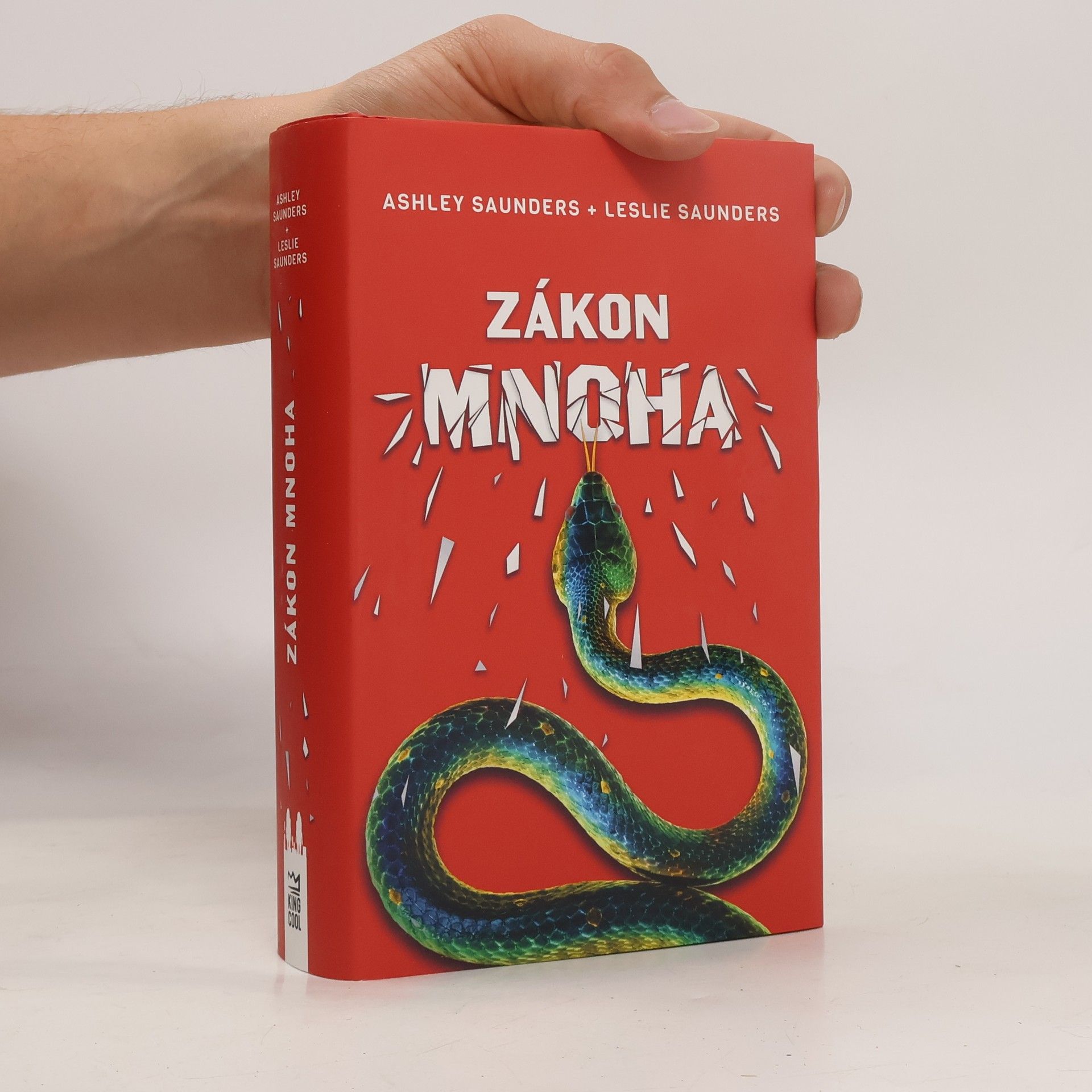 Ashley Saunders Zákon mnoha