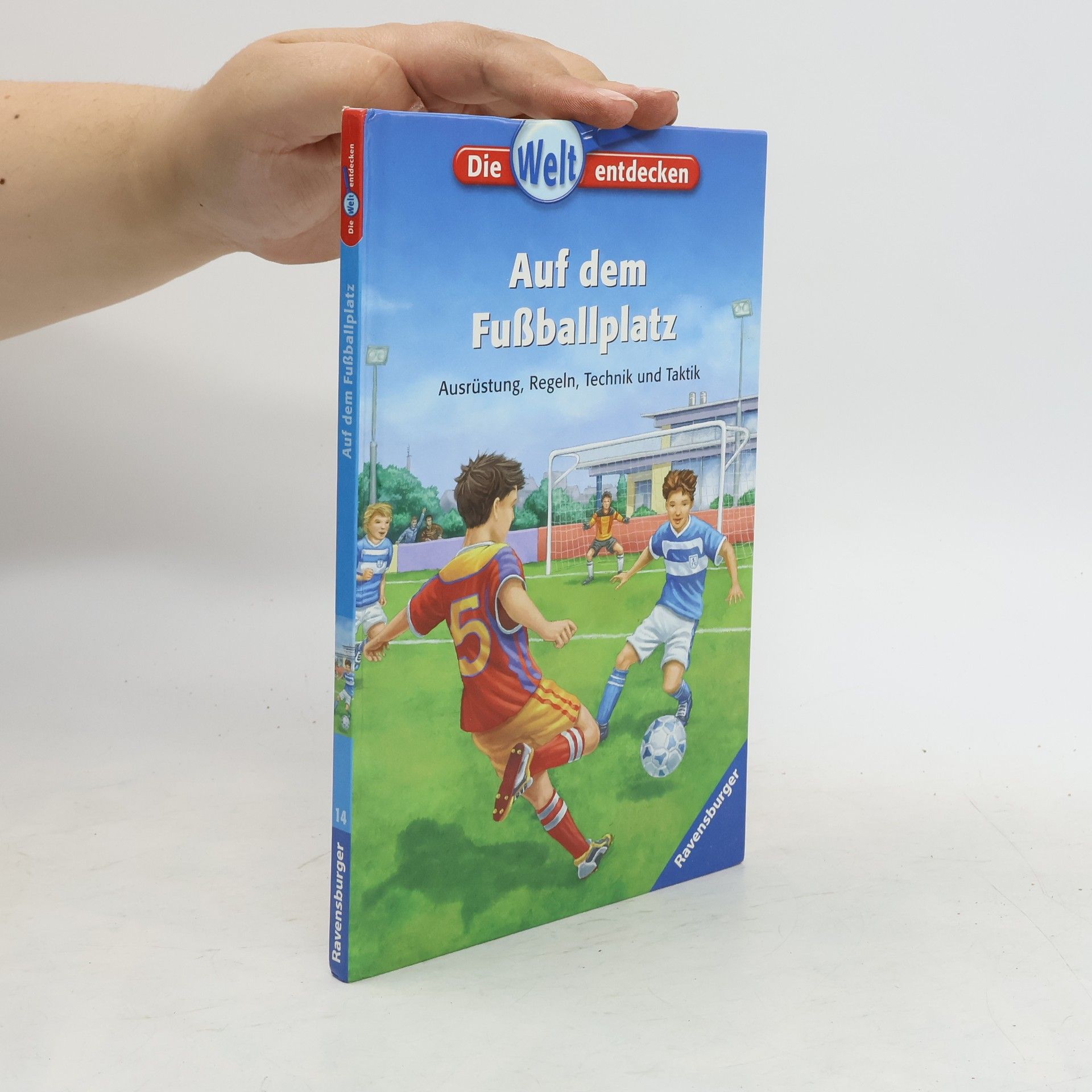 Martina Gorgas Auf dem Fußballplatz