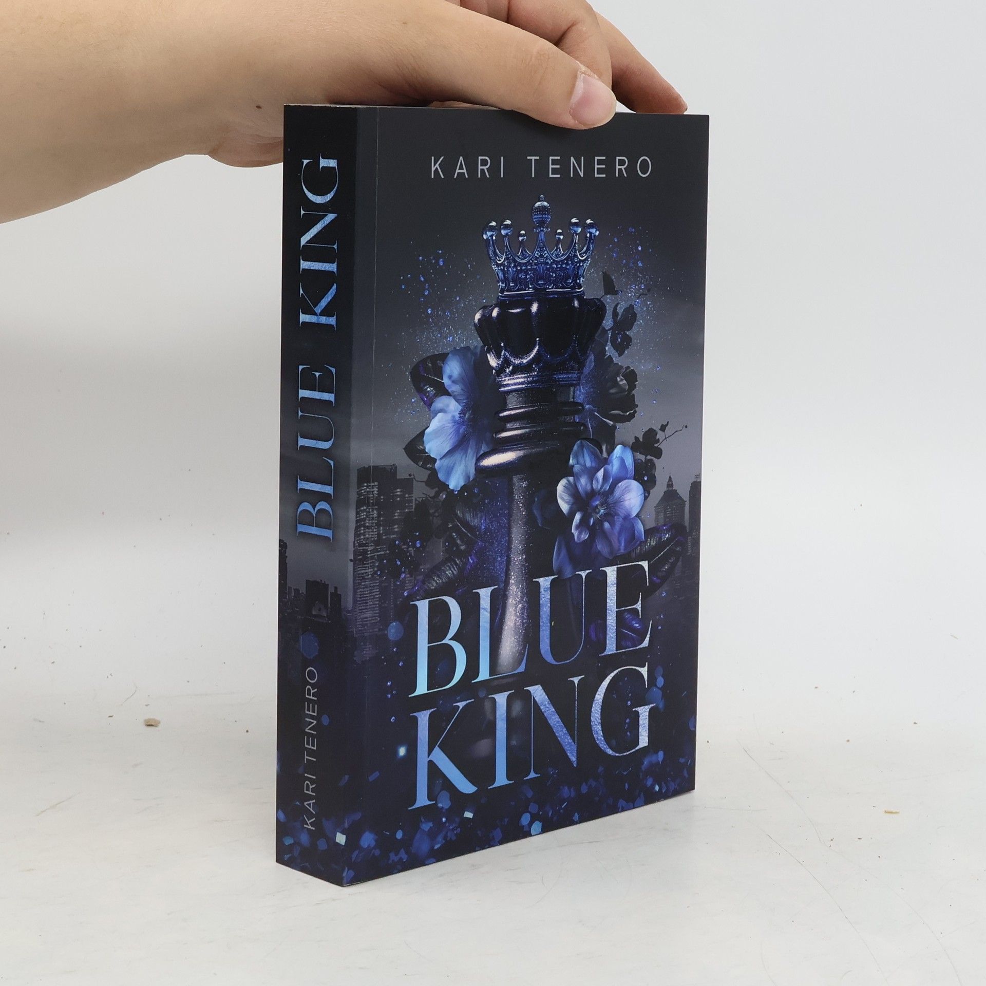 Kari Tenero Blue King