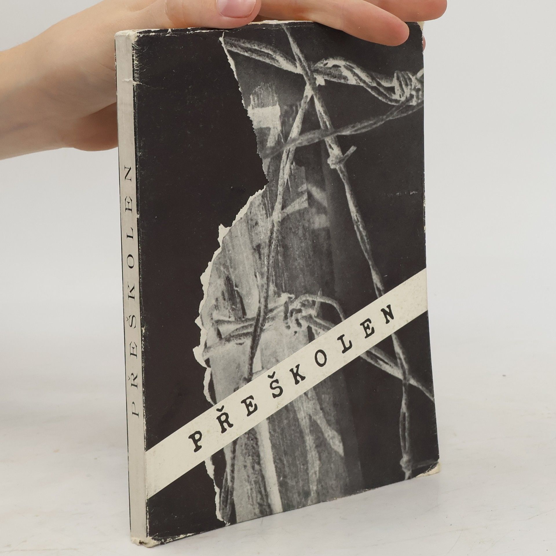 Autores varios Přeskolen