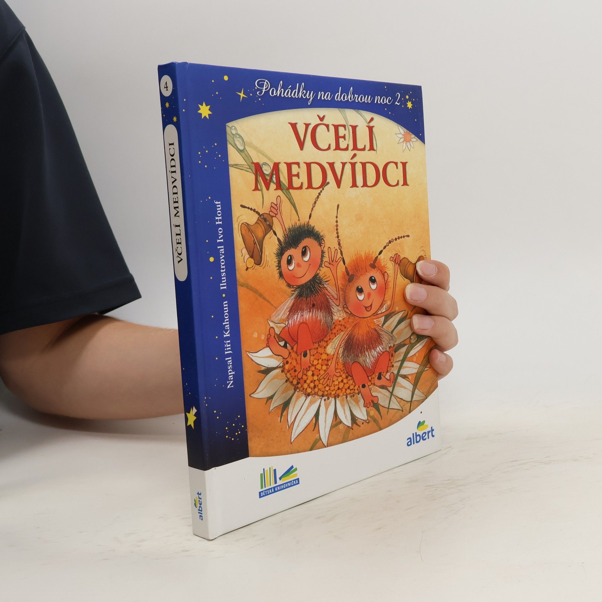 Jiří Kahoun Včelí medvídci