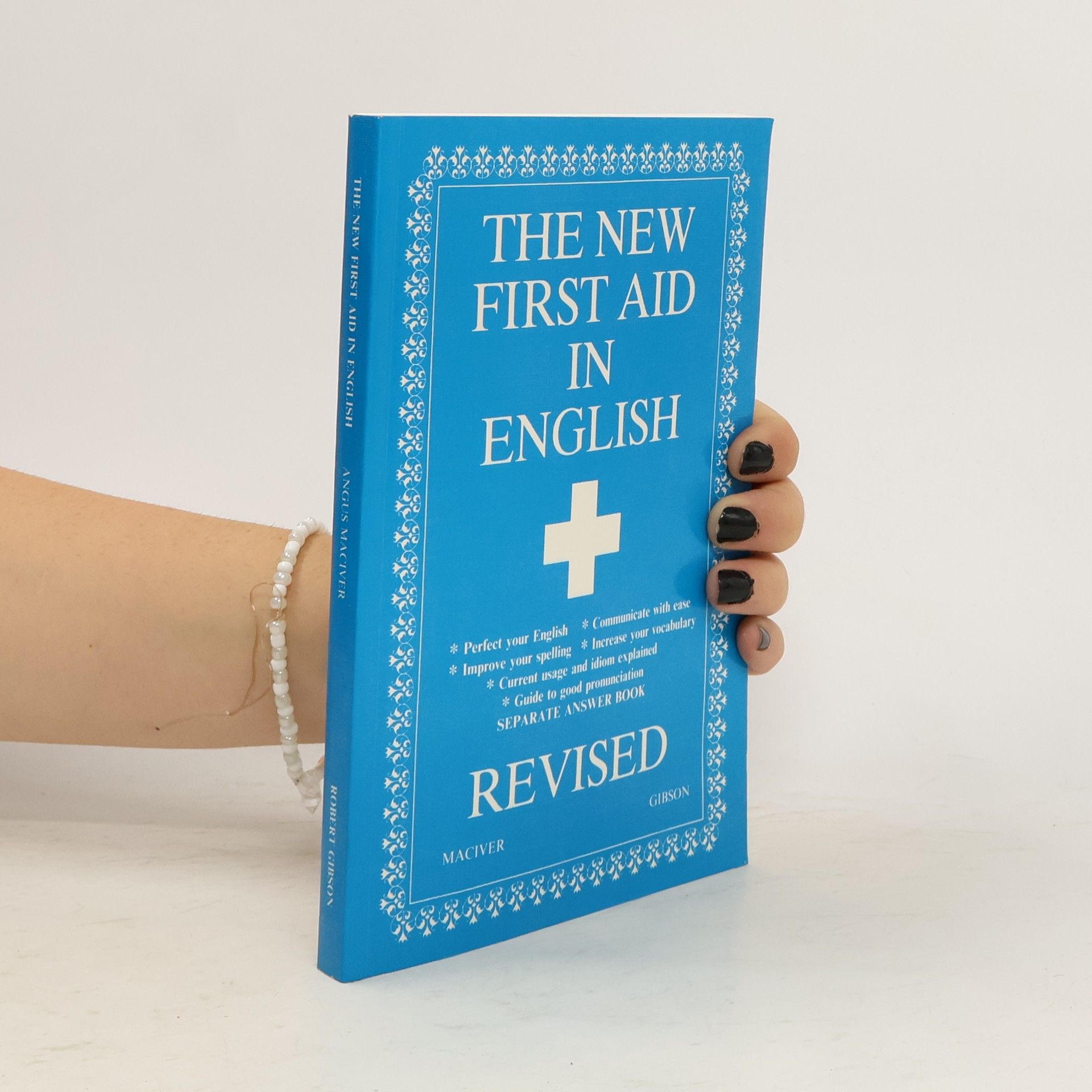 Angus Maciver The New First Aid in English