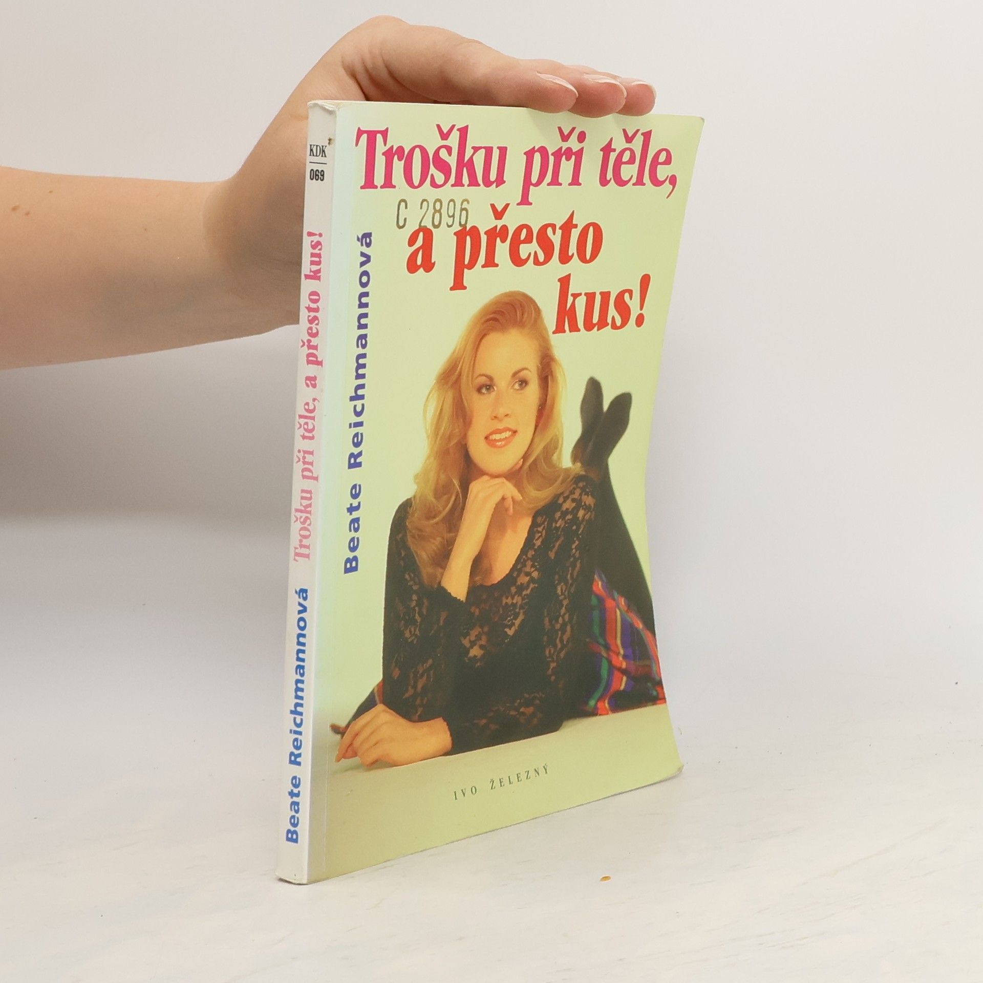 Beate Reichmann Trošku při těle, a přesto kus!