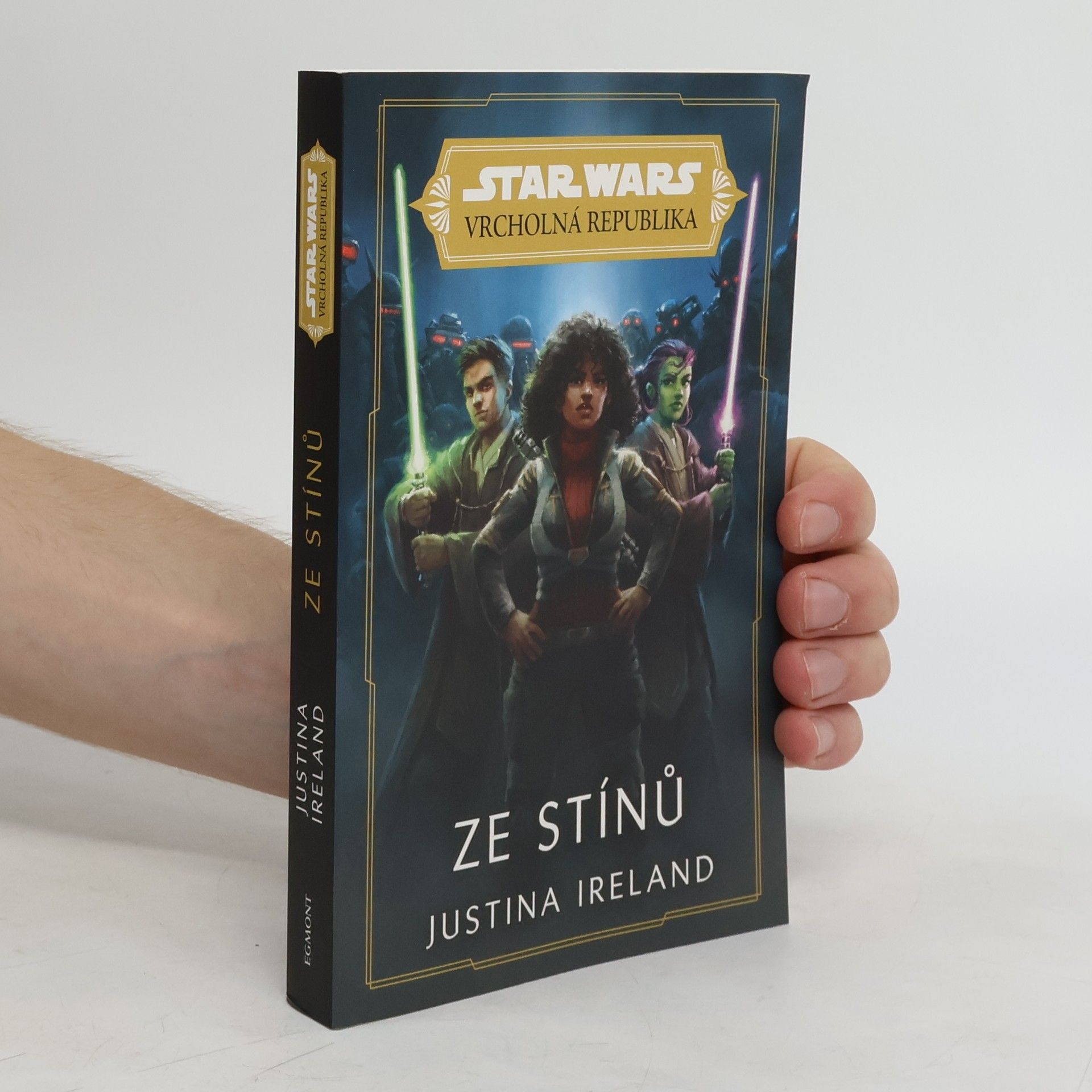 Justina Ireland Star Wars - vrcholná republika. Ze stínů