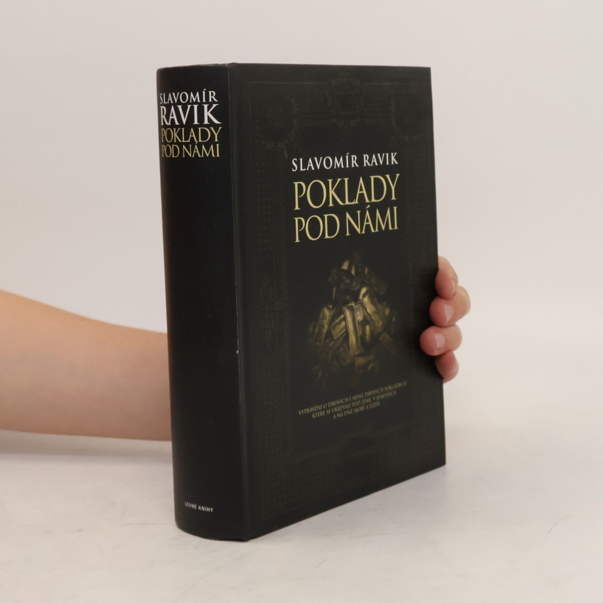 Slavomír Pejčoch Poklady pod námi