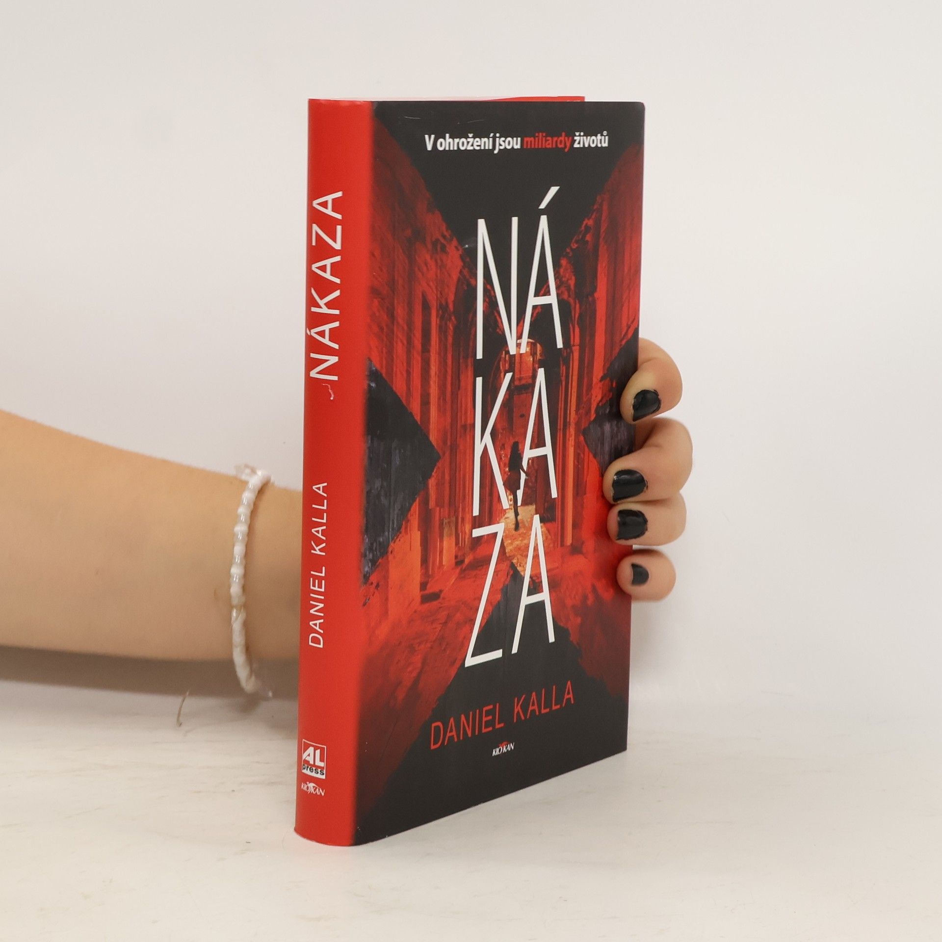 Daniel Kalla Nákaza