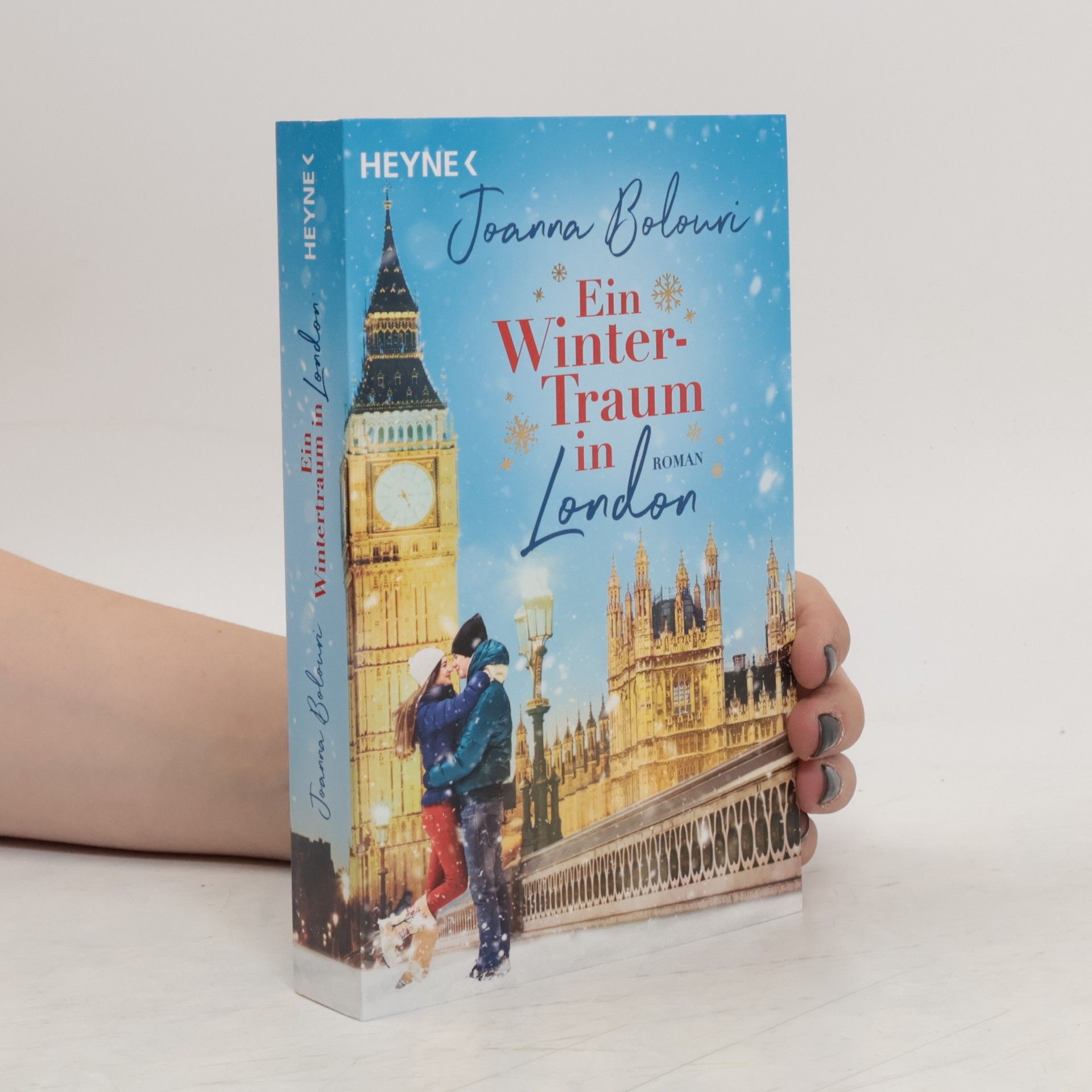 Joanna Bolouri Ein Wintertraum in London