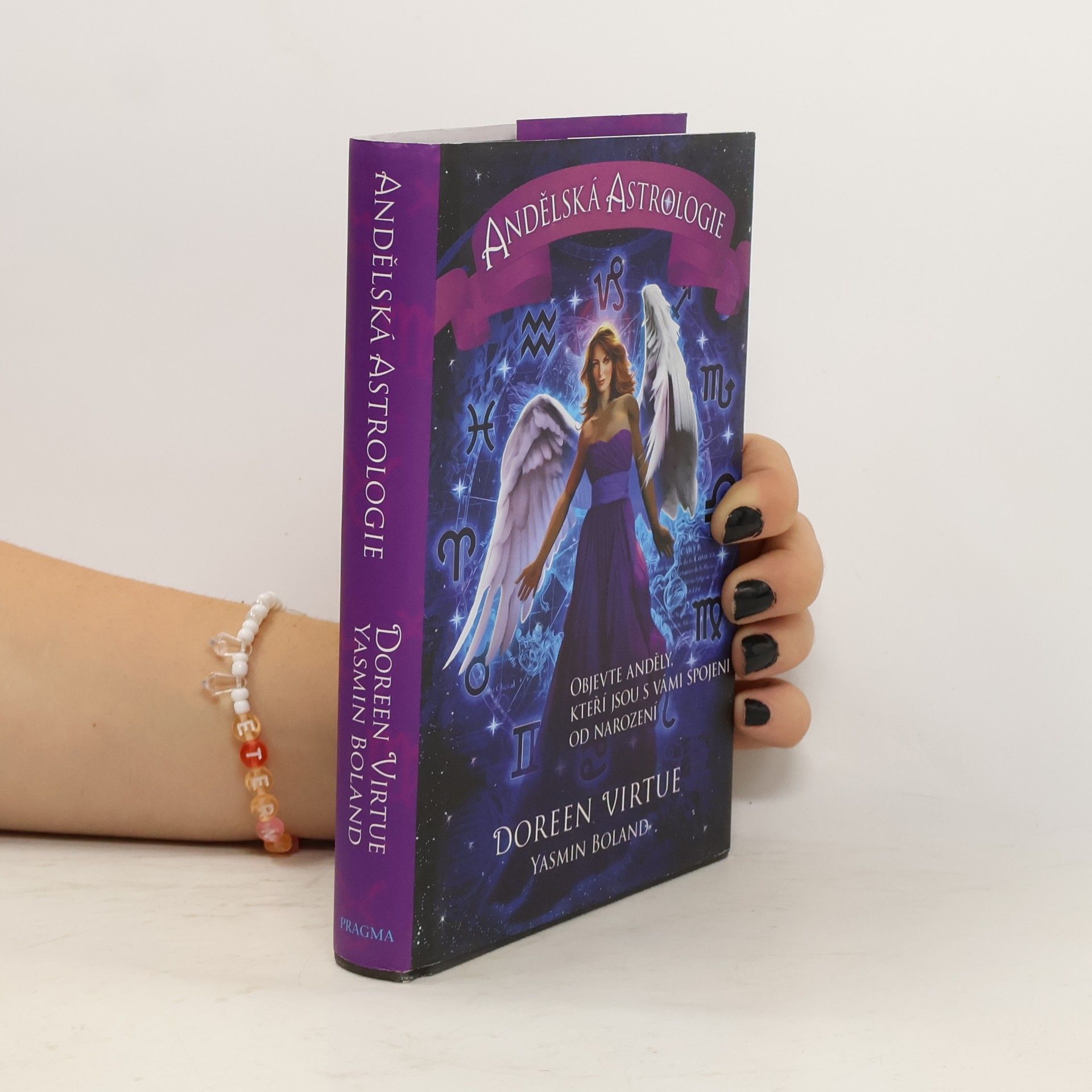 Doreen Virtue Andělská astrologie : objevte anděly, kteří jsou s vámi spojeni od narození