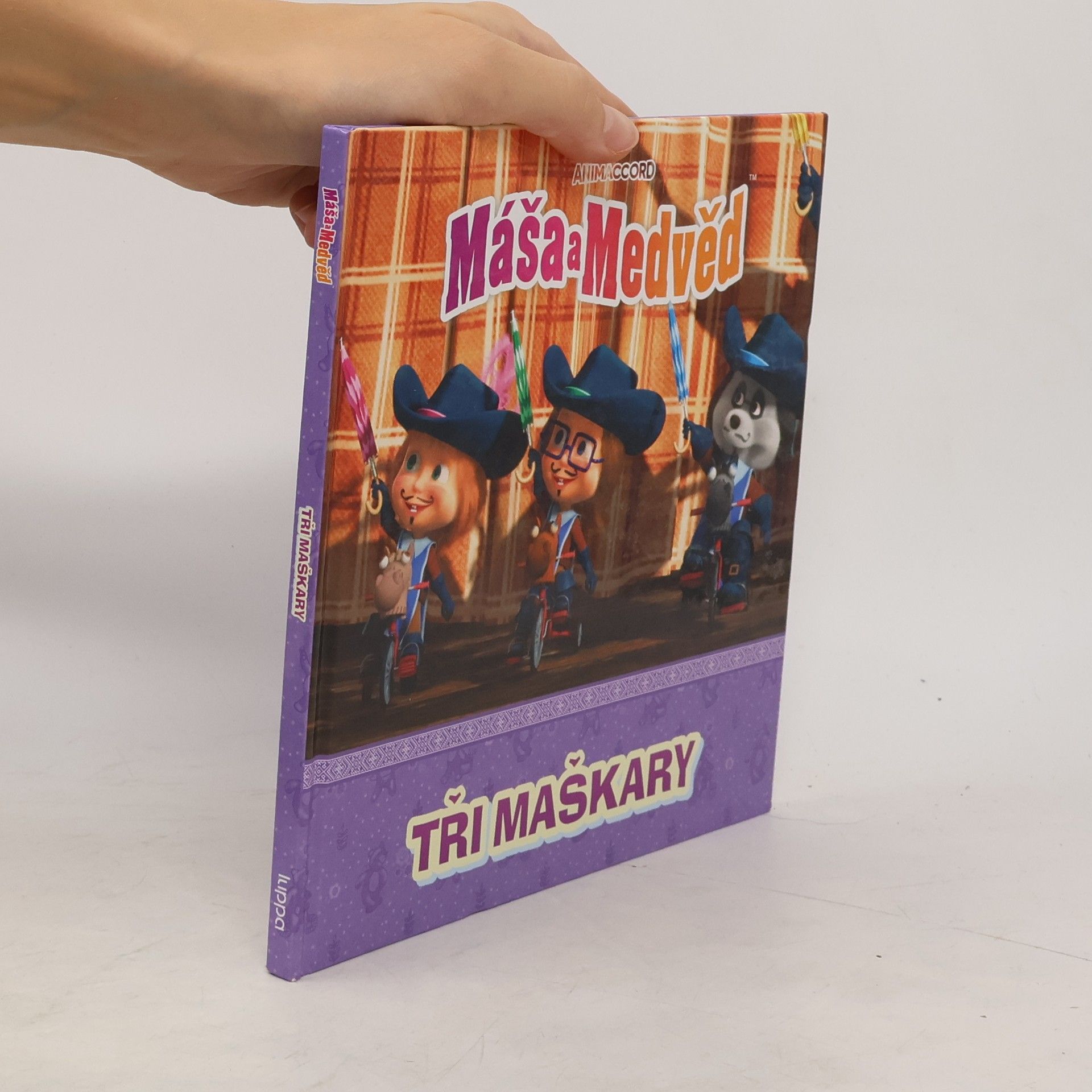 Kolektiv autorů Máša a Medvěd. Tři maškary