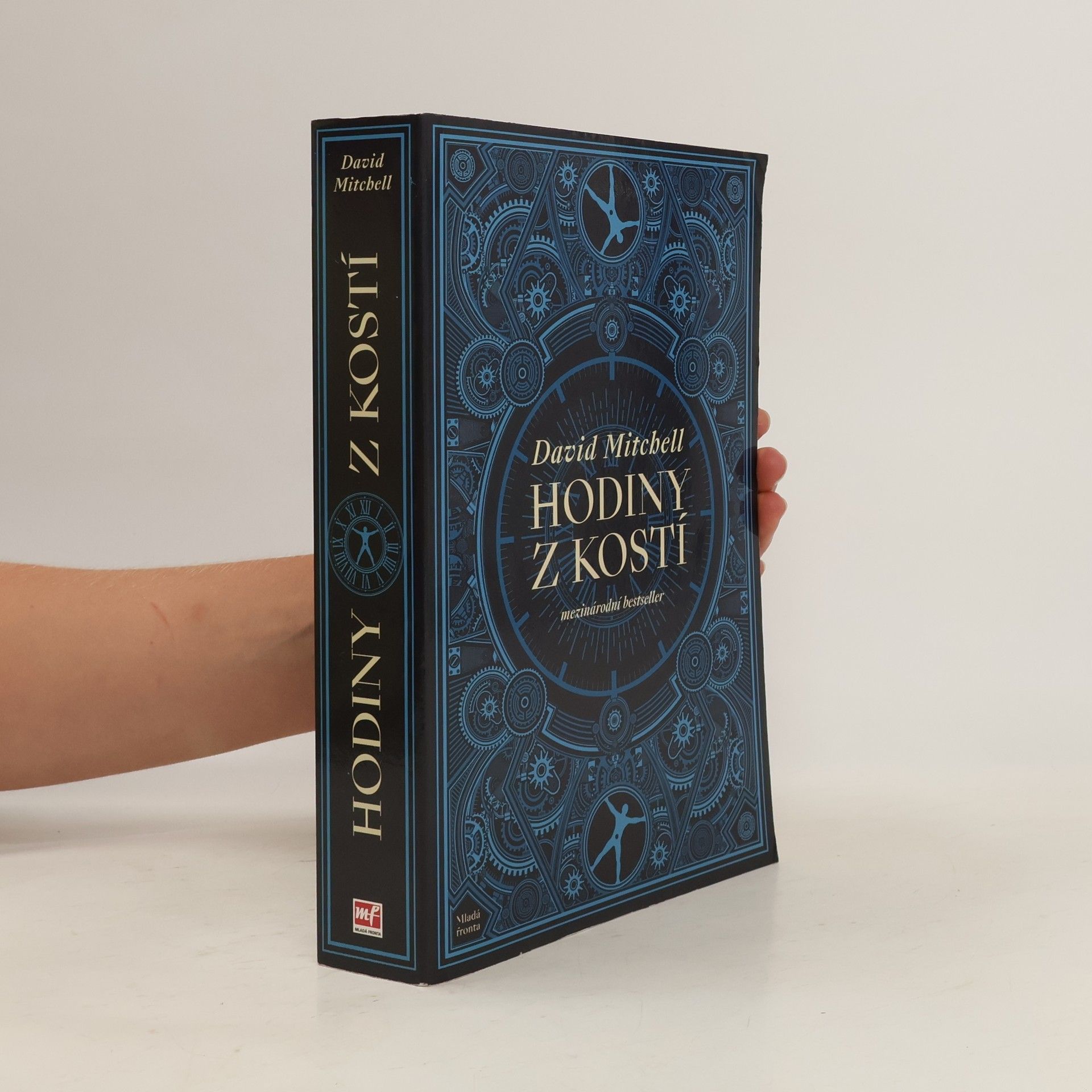 David Mitchell Hodiny z kostí
