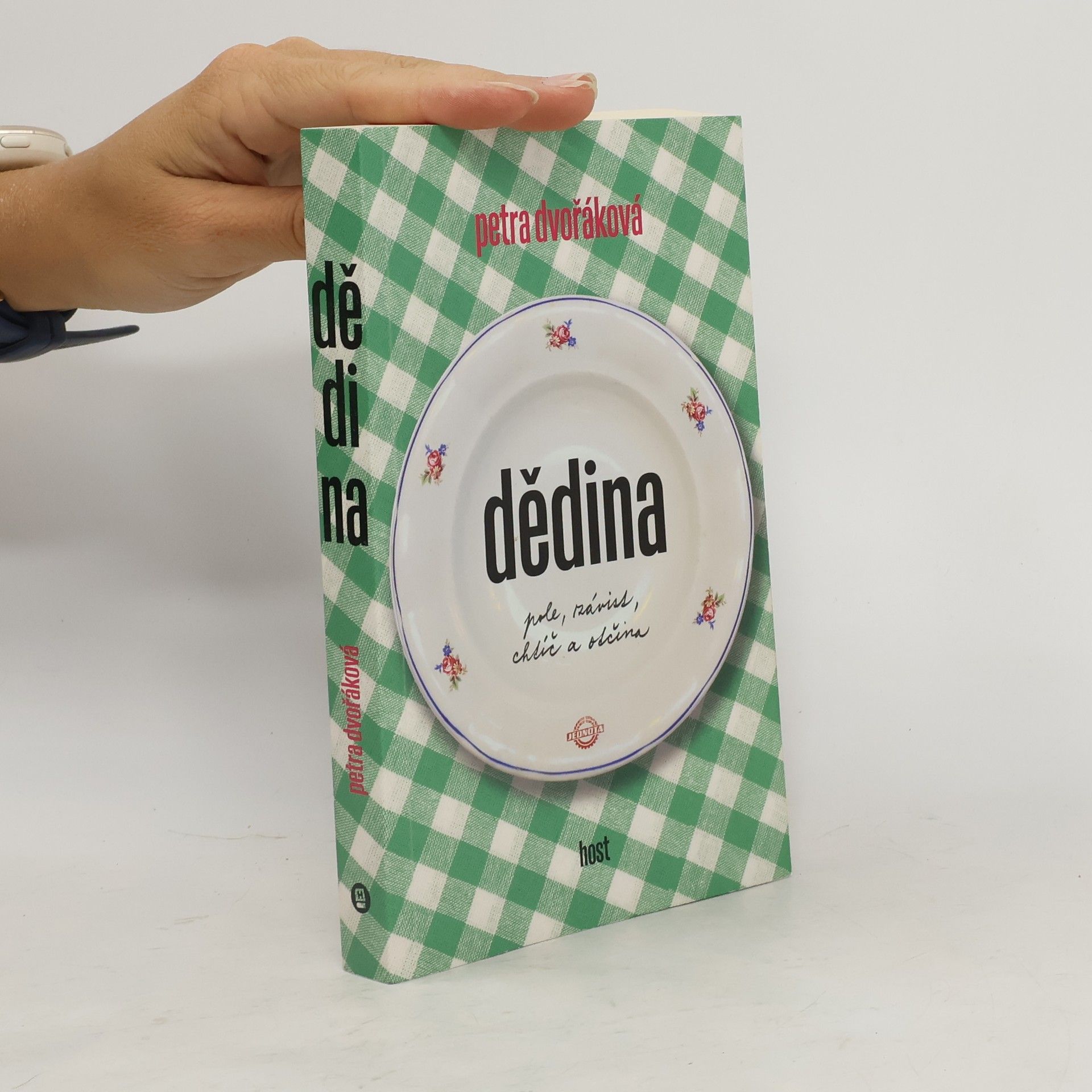 Petra Dvořáková Dědina. Pole, závist, chtíč a otčina